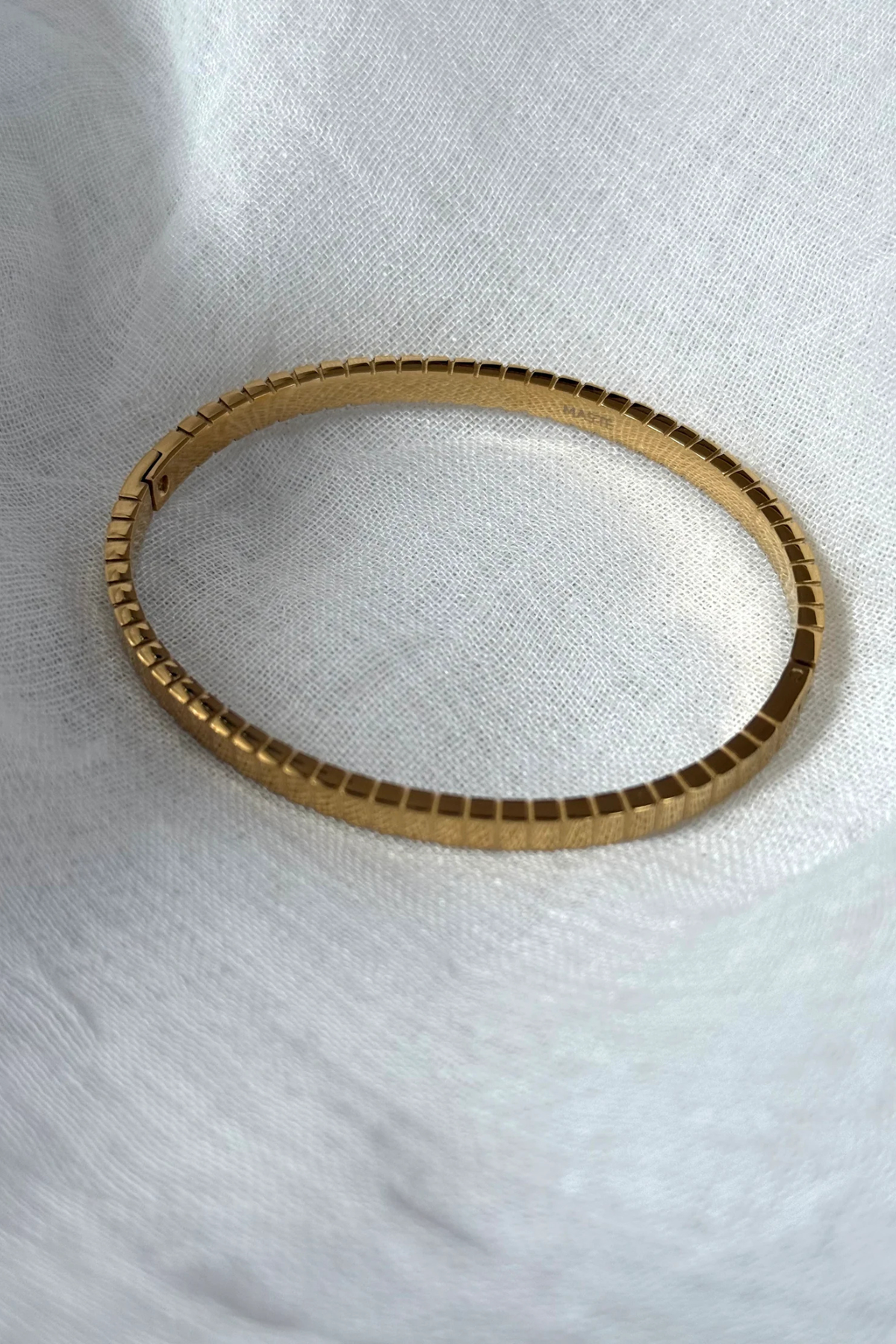 HUGO BRACELET - GOLD