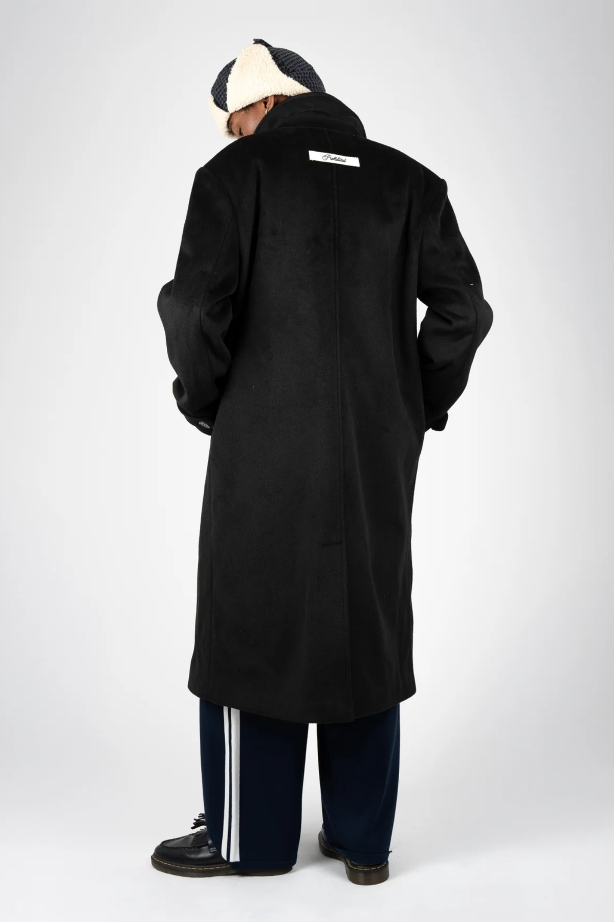 LODGE COAT - BLACK