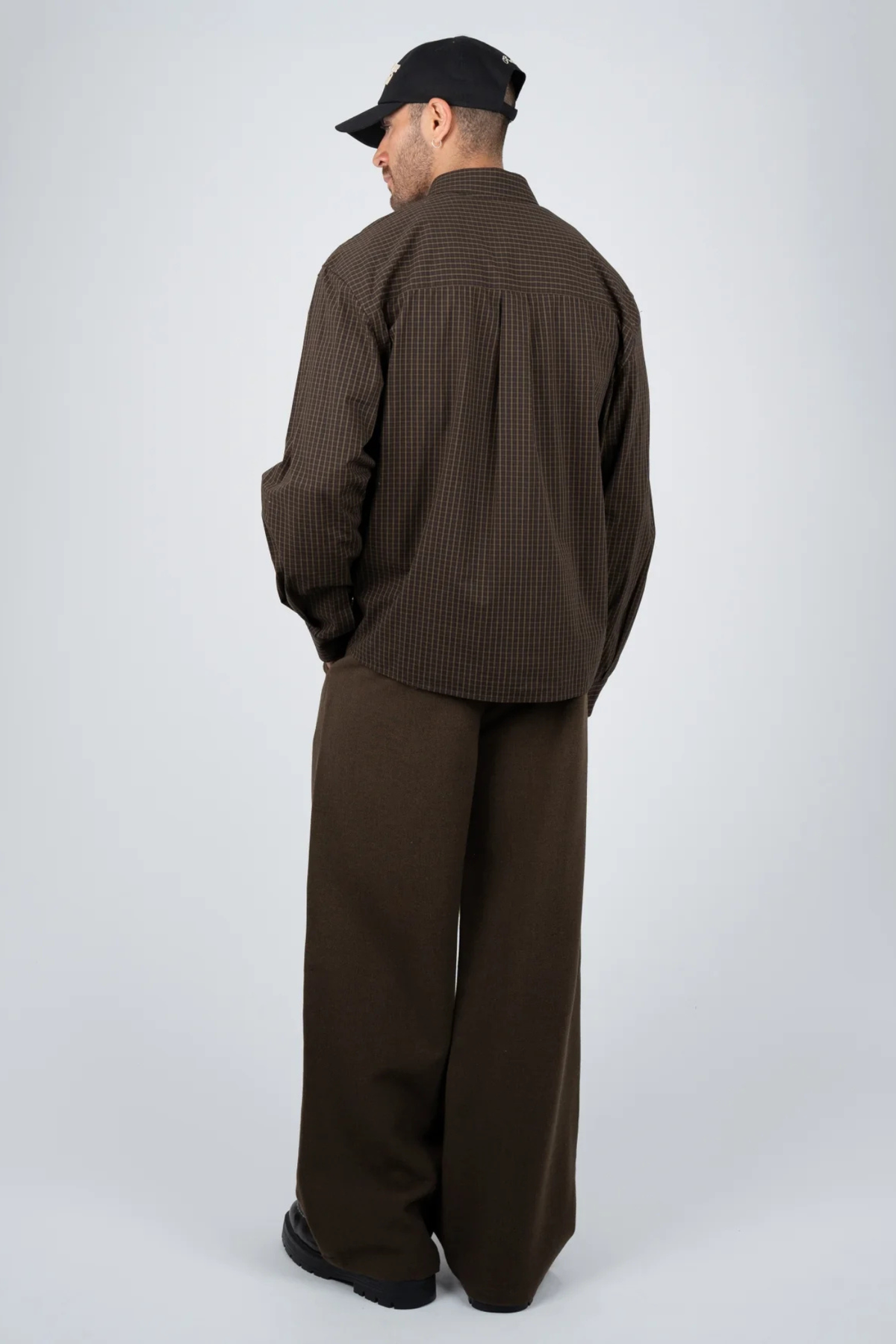 REVIVAL PLEATED PANTS - BROWN
