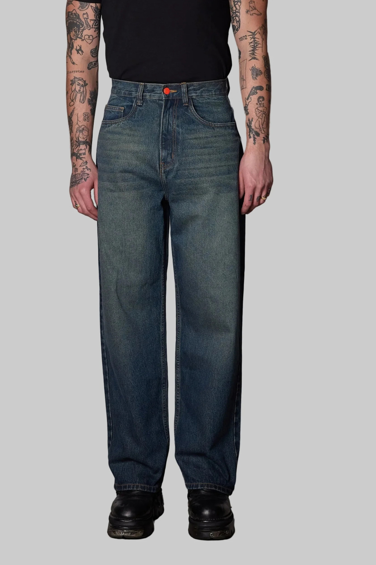 SUPER LOOSE JEANS - BLUE STAR