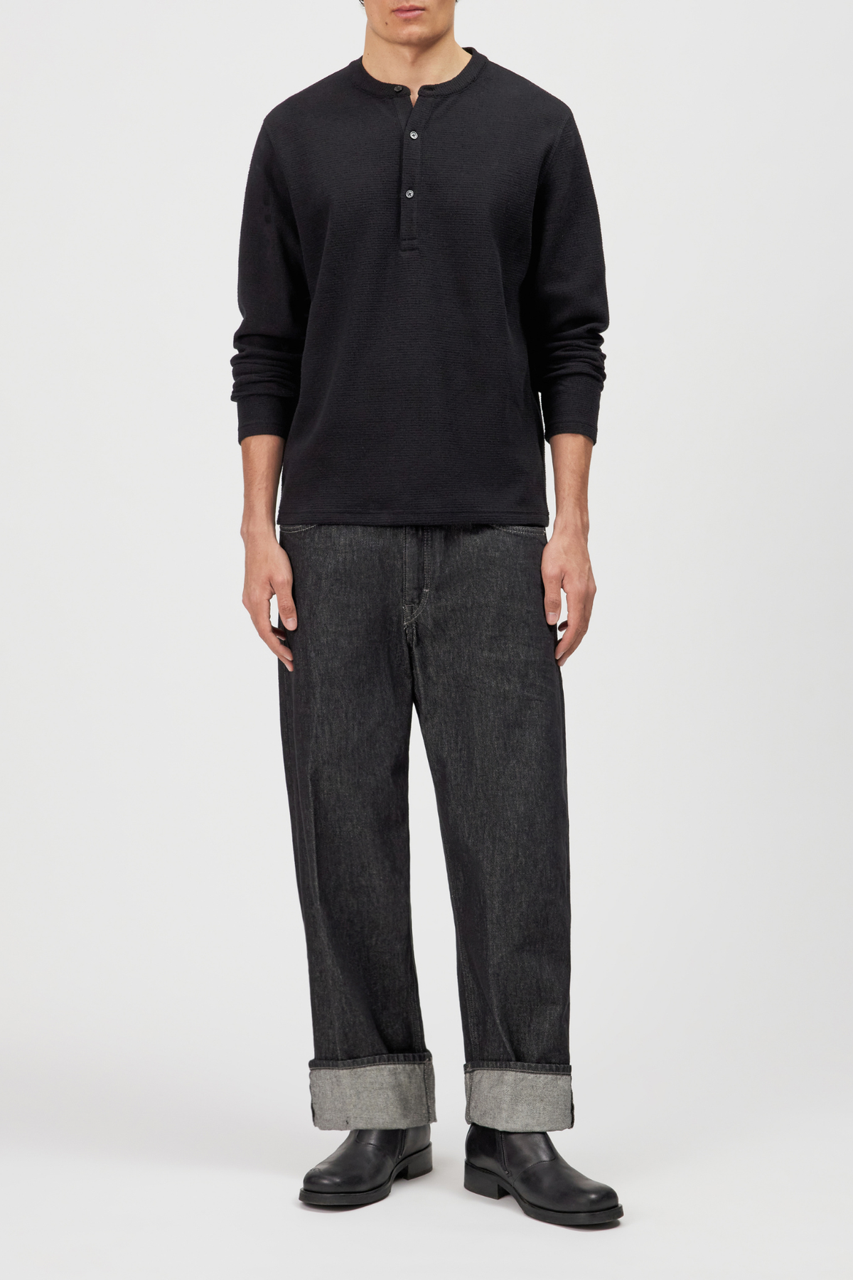MALIOR SWEATER - BLACK