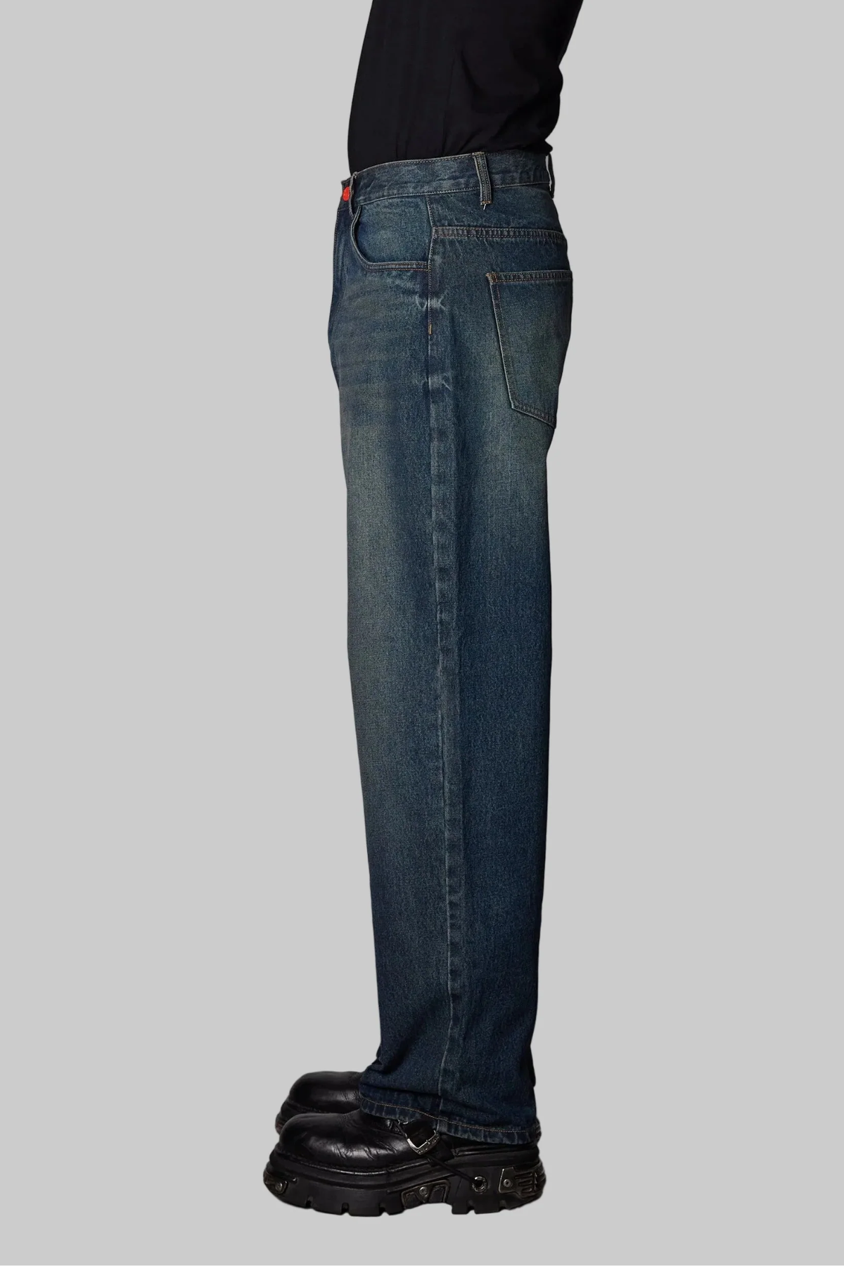 SUPER LOOSE JEANS - BLUE STAR