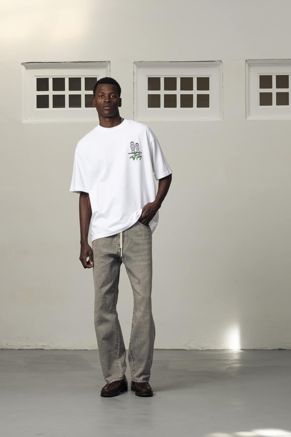 NO TIME TO PLAY T-SHIRT - WHITE