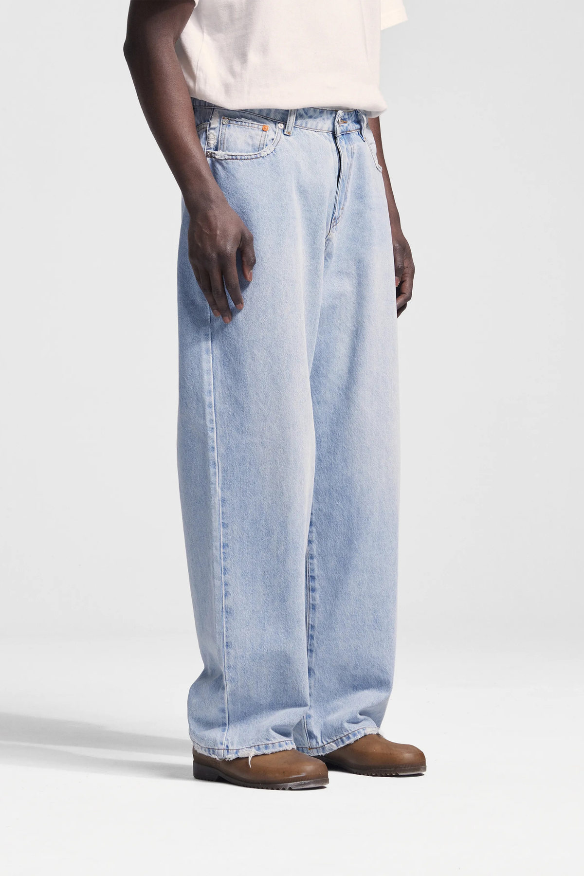 DENIM TROUSERS - LIGHT BLUE