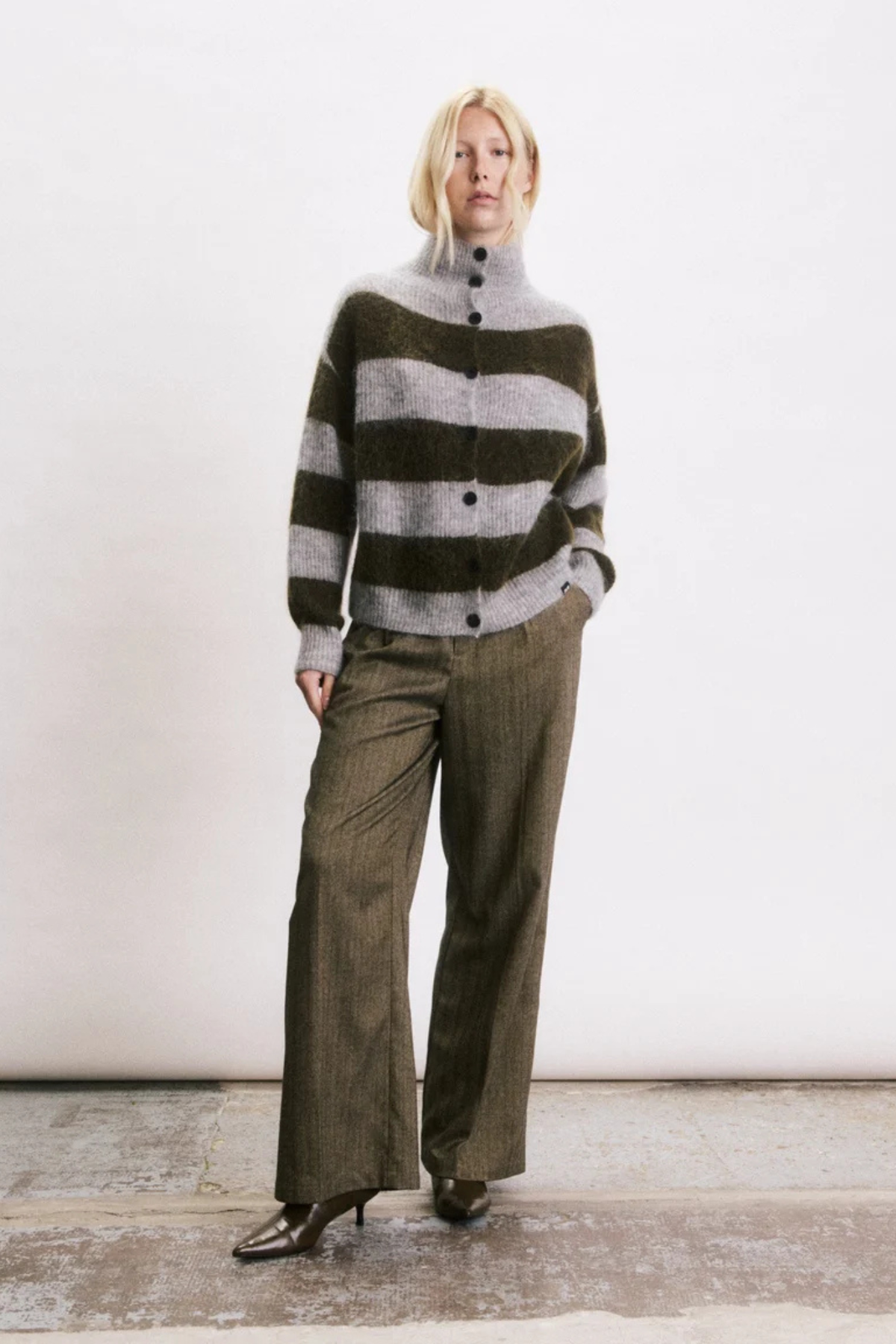 JOSH CARDIGAN - KHAKI