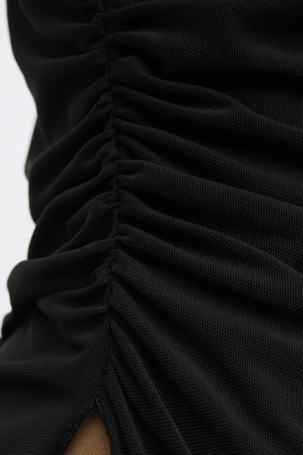 YELENA TOP - BLACK