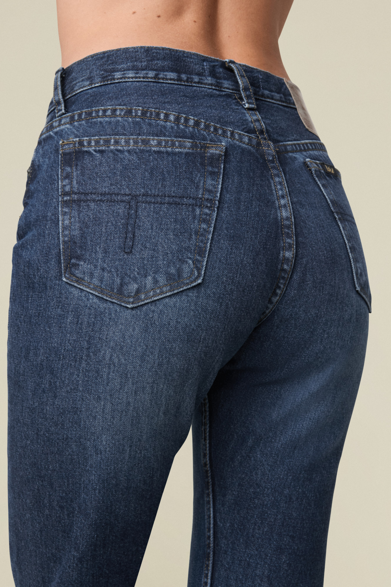 LINDSAY BOOT JEANS - DARK STONES WHISKERS