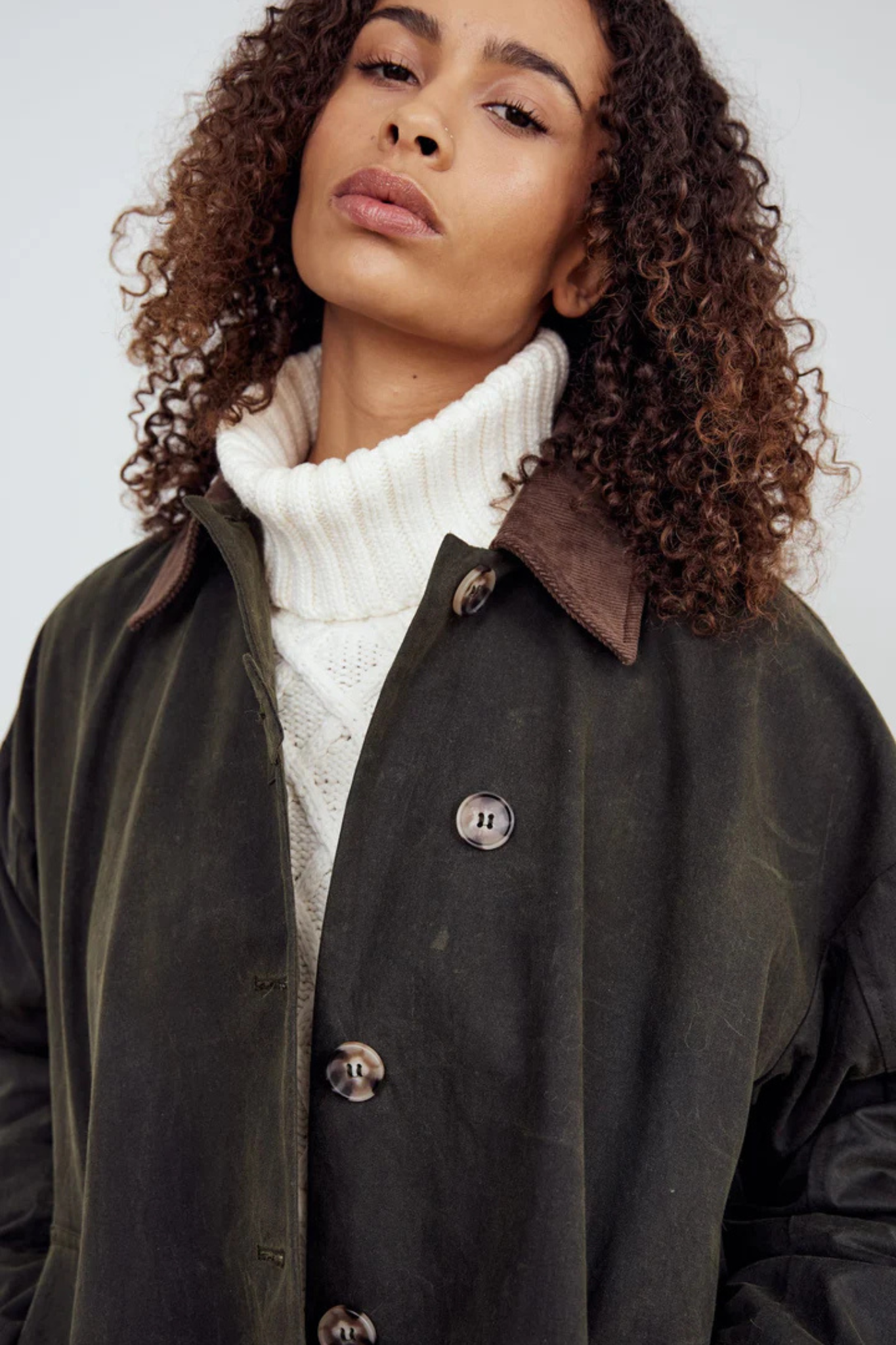 LUPITA JACKET - MILITARY GREEN