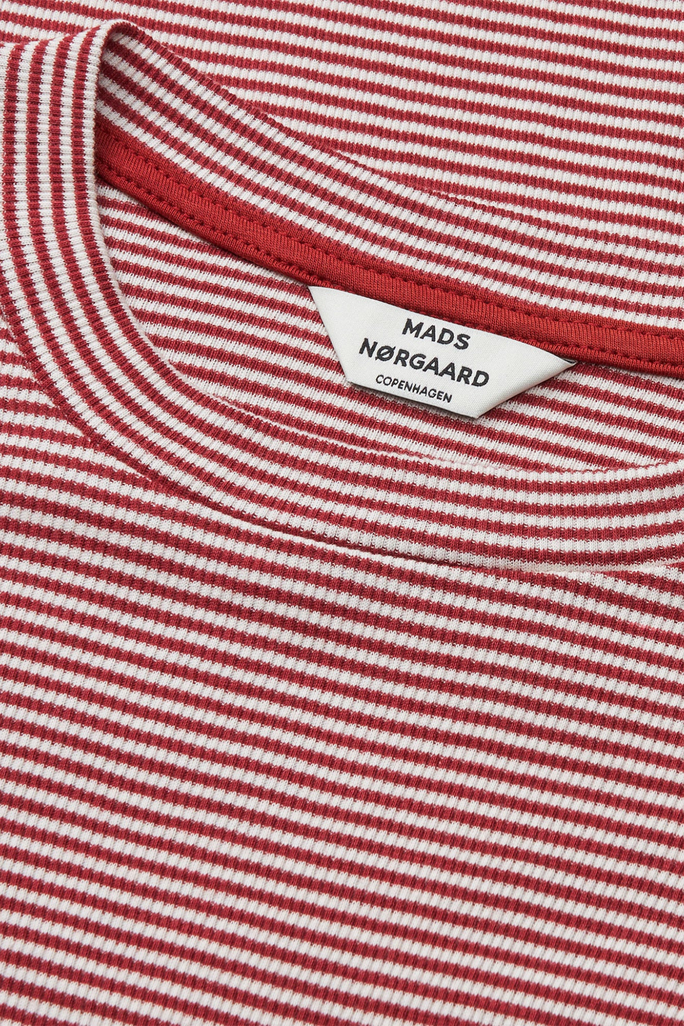 2X2 COTTON STRIPE TUBA TEE LS - WINERY/VANILLA ICE