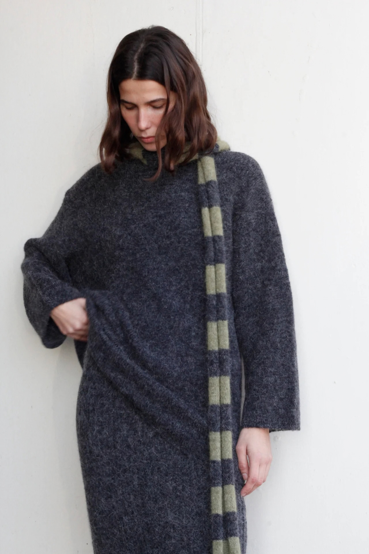 GANG SCARF - GREEN GREY