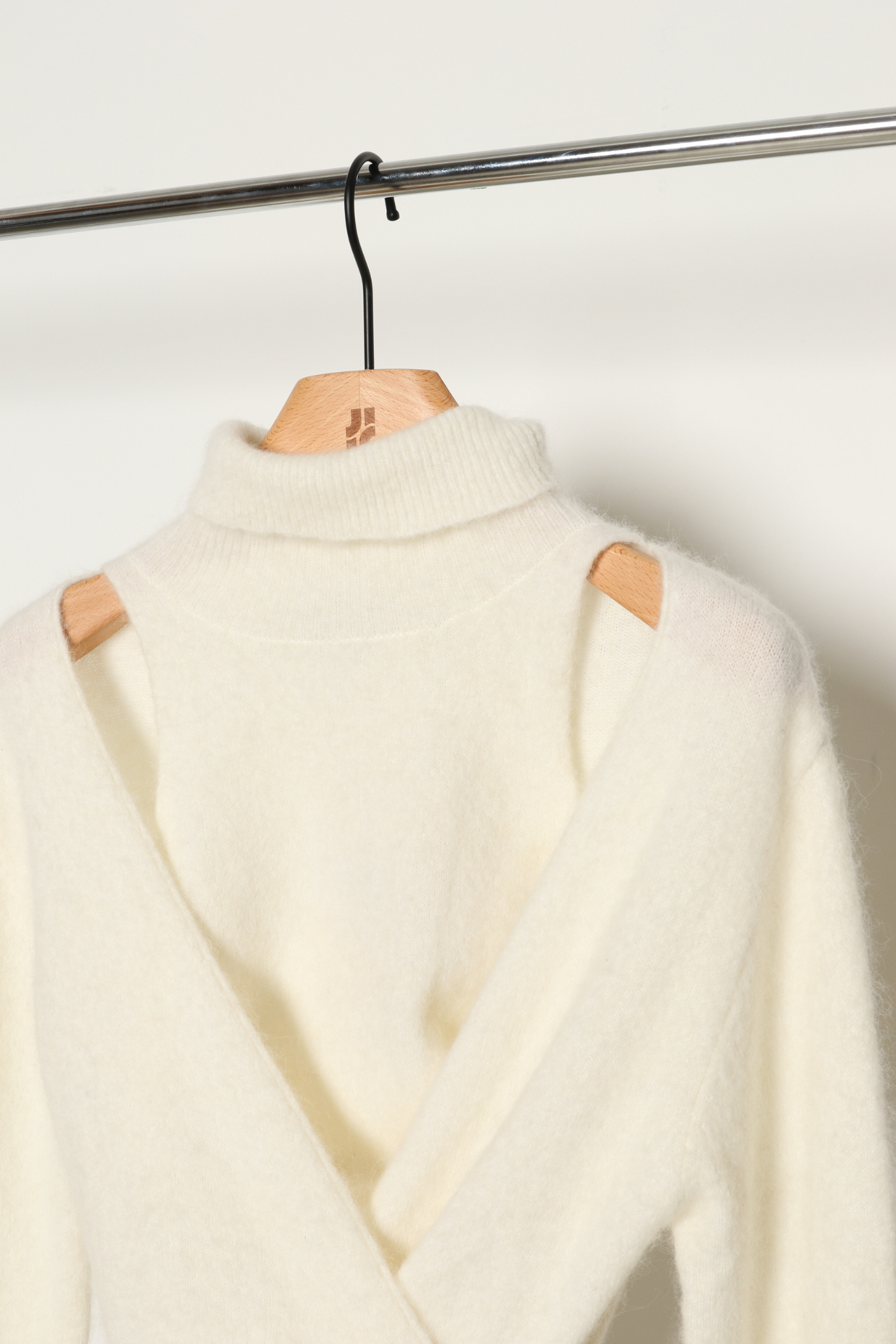 MICHELLE PULLOVER - CREME