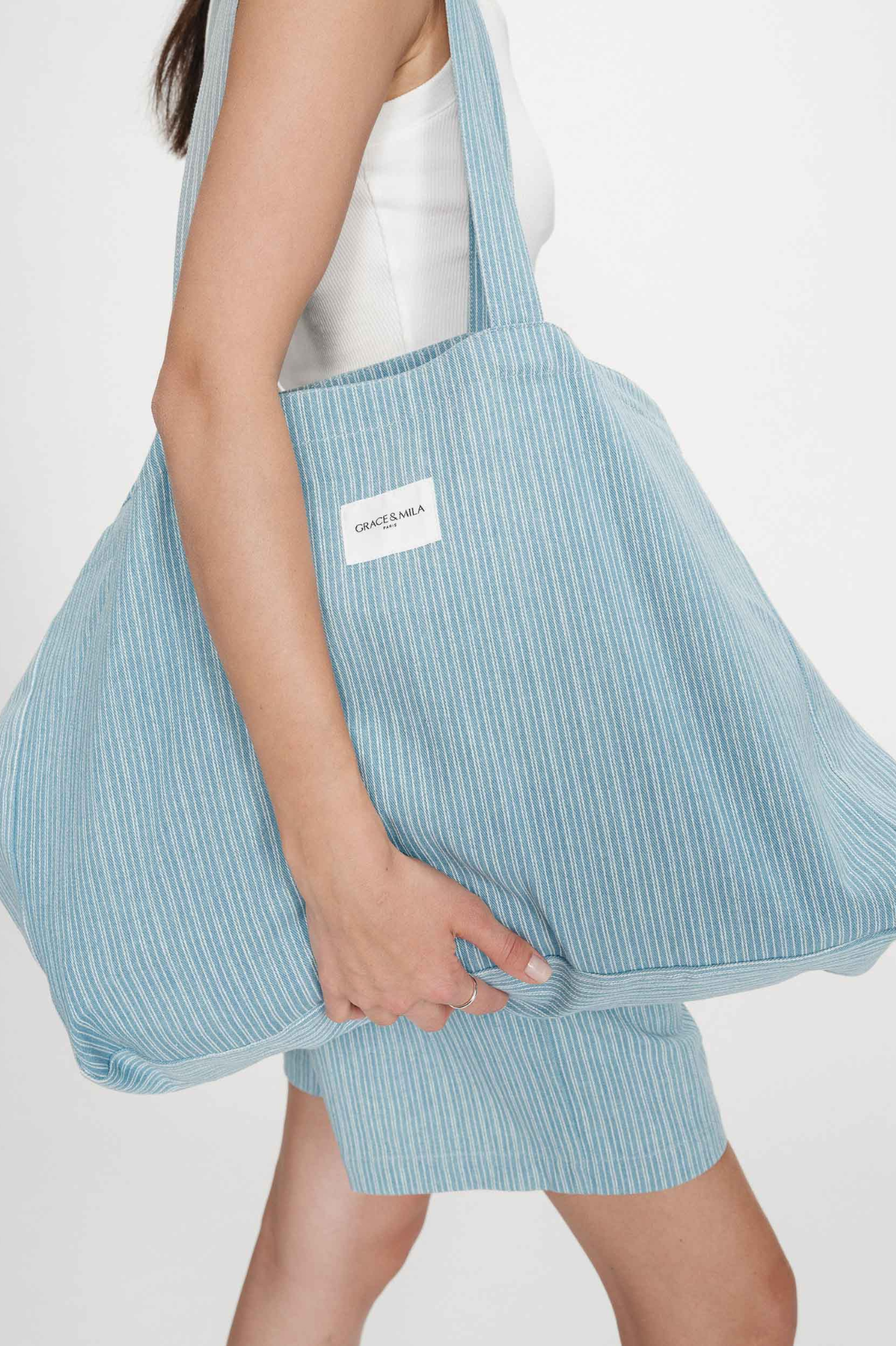 VACATION TOTE BAG - STRIPED BLUE