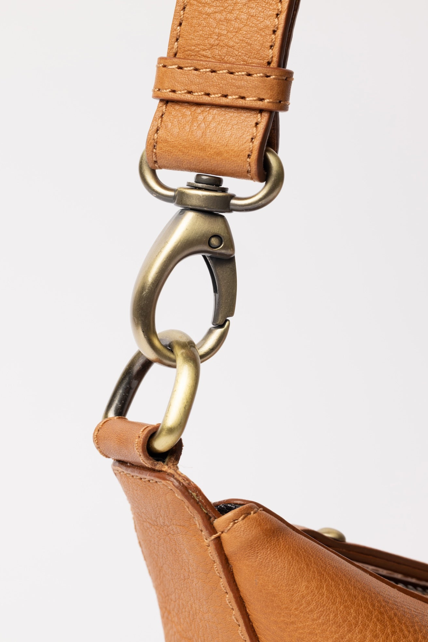 LEO BAG - WILD OAK SOFT GRAIN LEATHER