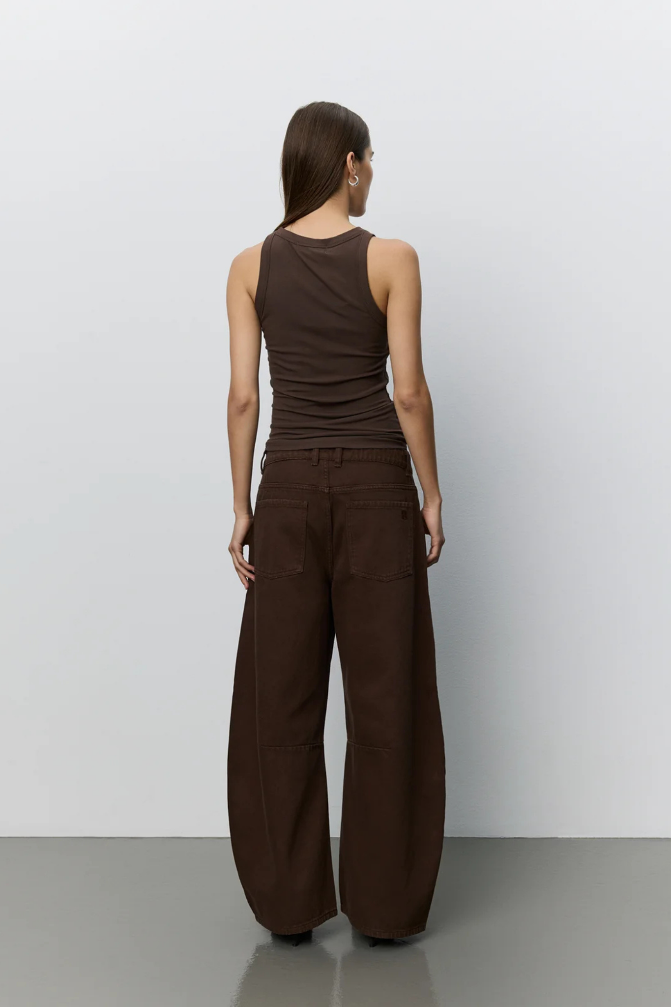 TOMAR JEANS - DARK BROWN