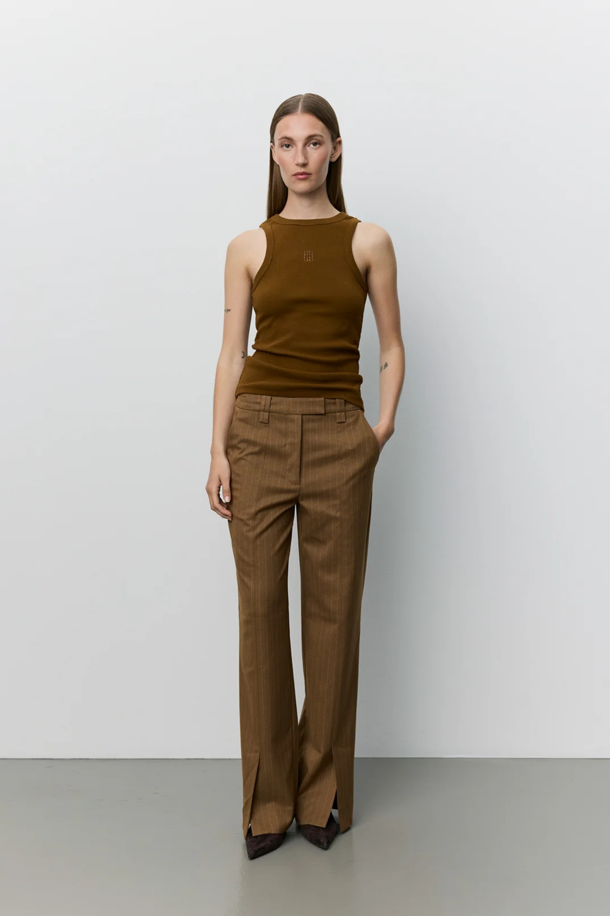 BECA RIB TANK TOP - MAPLE BROWN