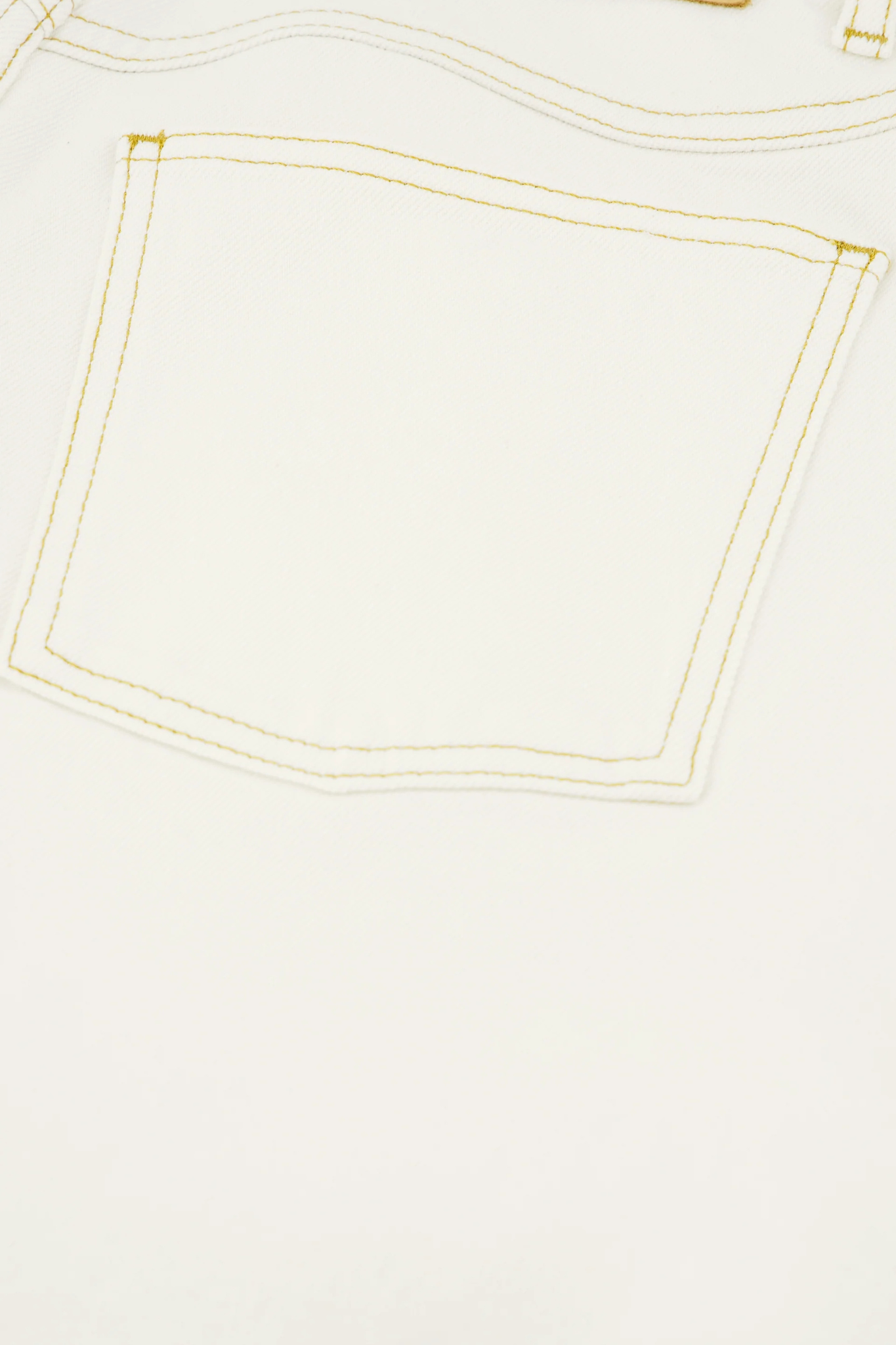 BETTY BARREL JEANS - CREAM WHITE