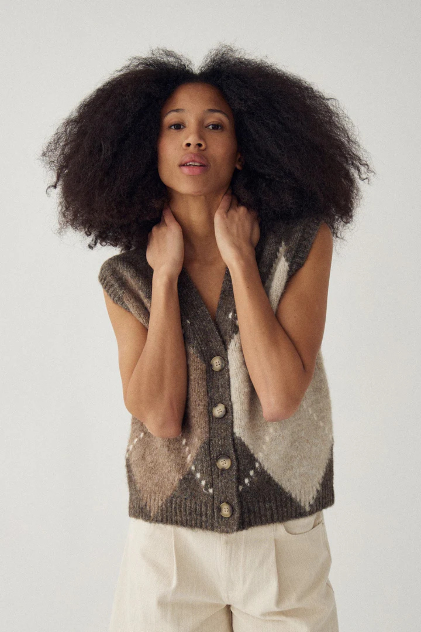 LAIANA KNIT VEST - ASH BROWN MIX