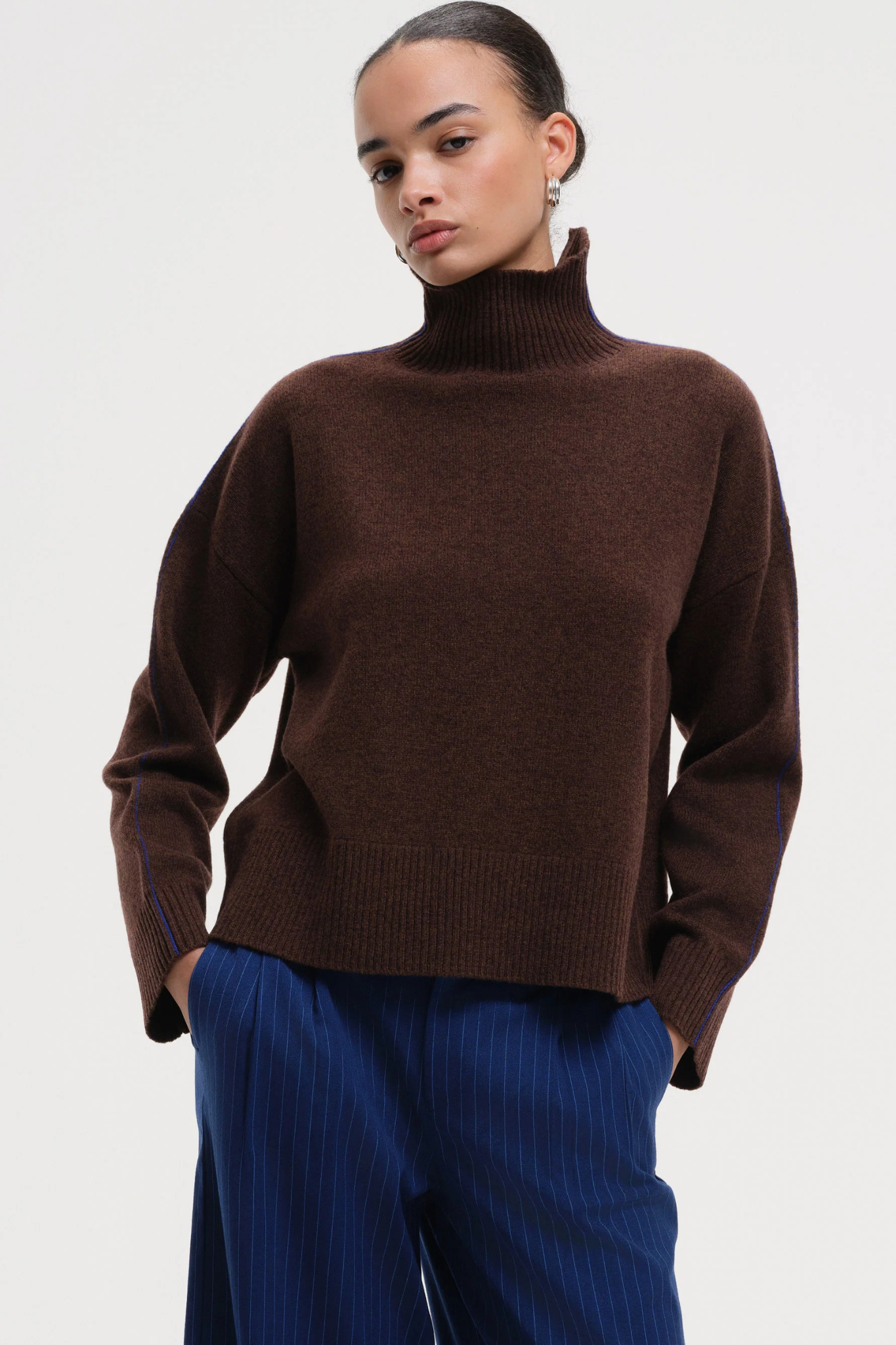 KOONING TURTLENECK KNITWEAR - BROWN