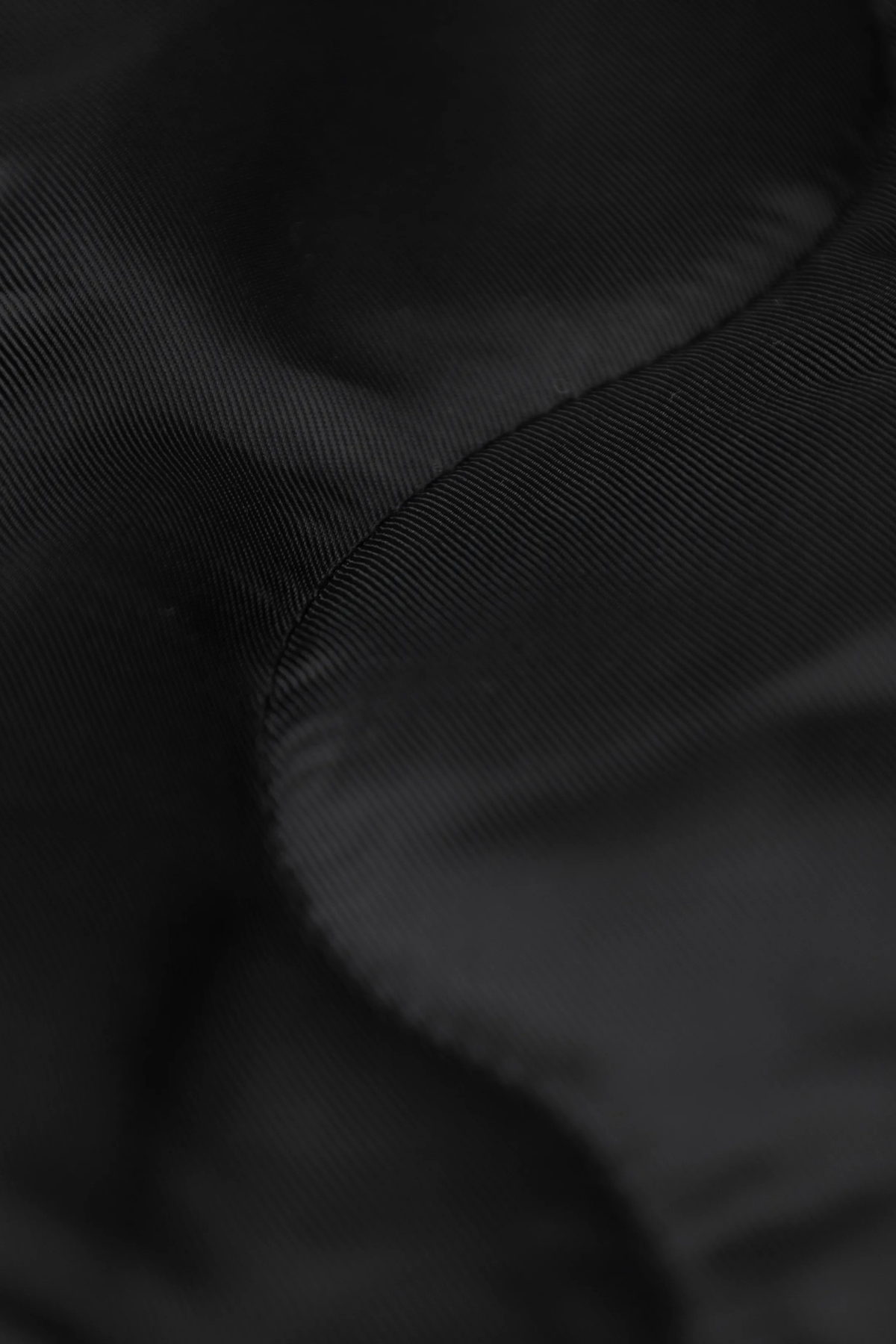 REVERSIBLE BOMBER JACKET - BLACK