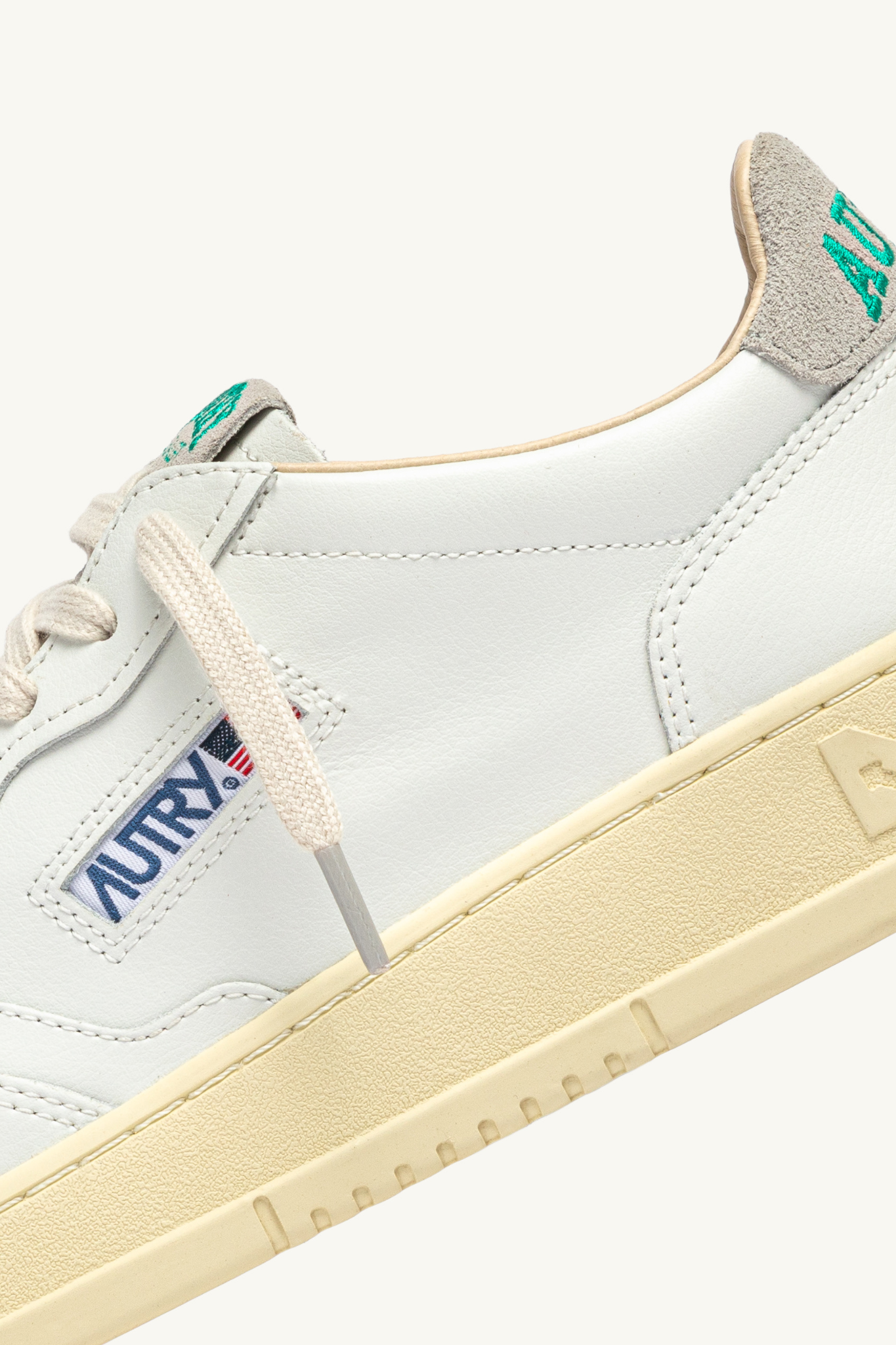 AULM-HJ01- MEDALIST LOW MEN SNEAKERS - LEA/SUECOLLEG WHT/NUVOLE