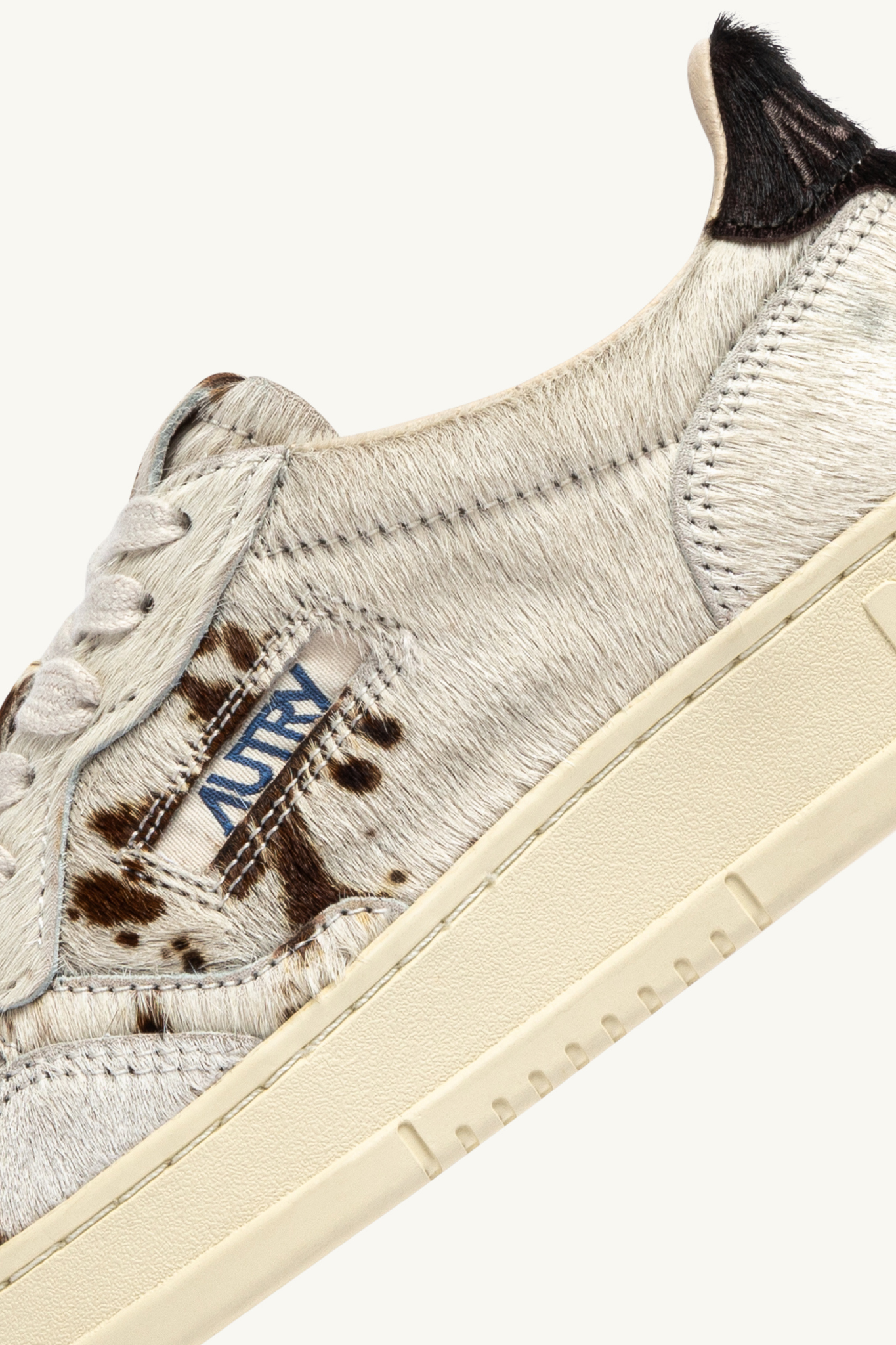 AULW-JA05 - MEDALIST LOW WOMEN SNEAKERS - PONY/SAFARI DRIP/BRN