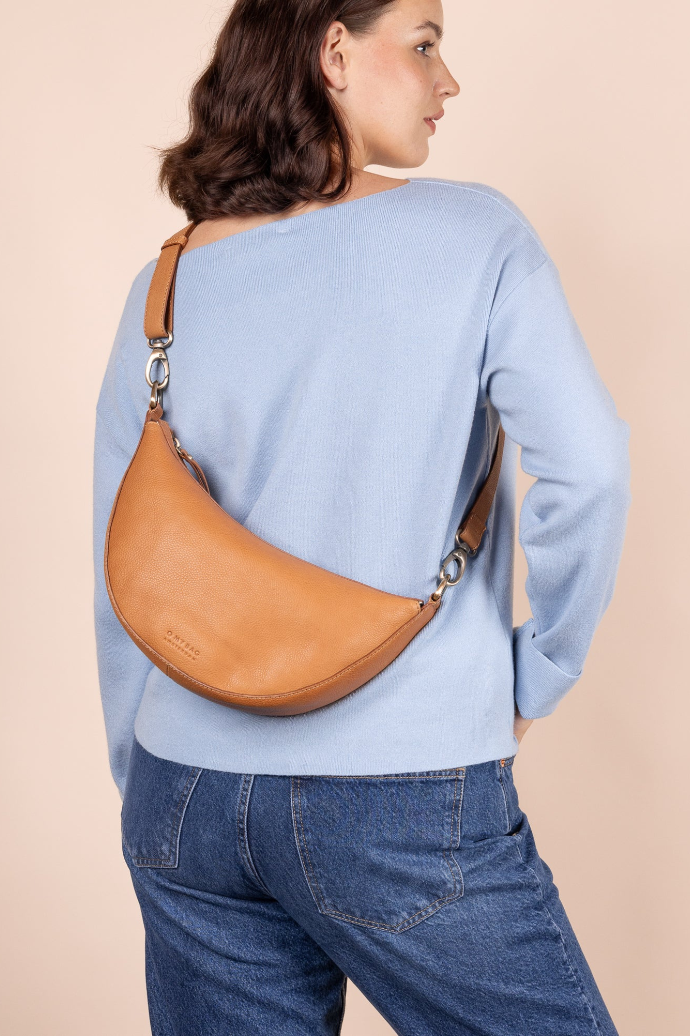LEO BAG - WILD OAK SOFT GRAIN LEATHER