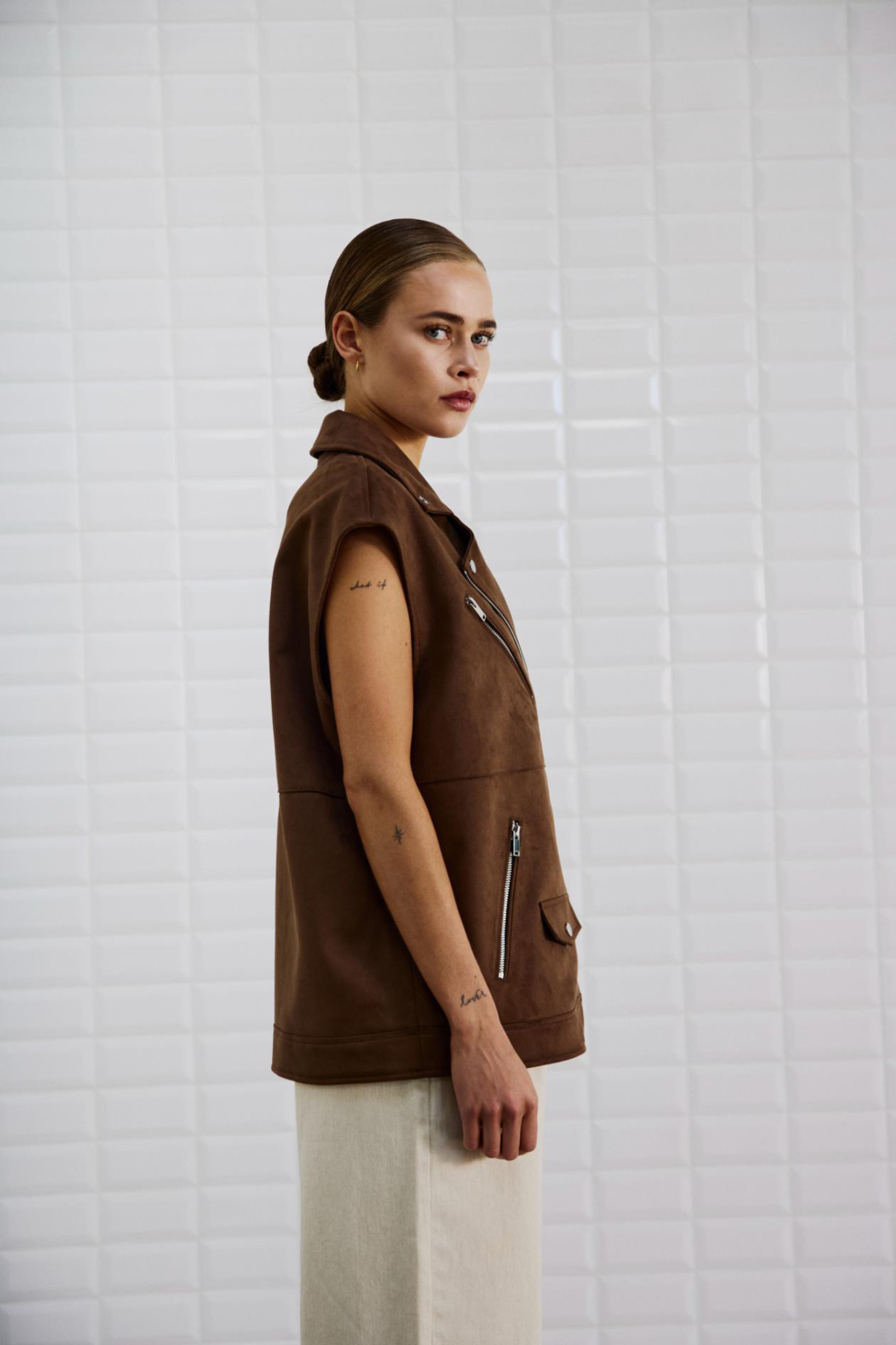 ANALINA VEGAN SUEDE VEST - SQUIRREL BROWN