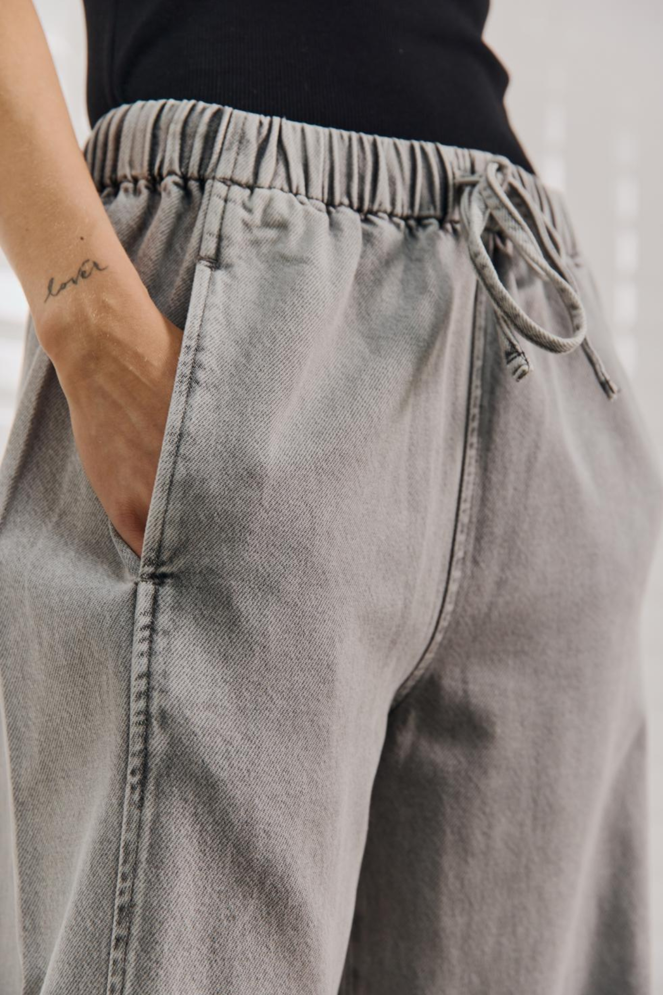 PENELOPE DENIM PANT - SPRING GREY