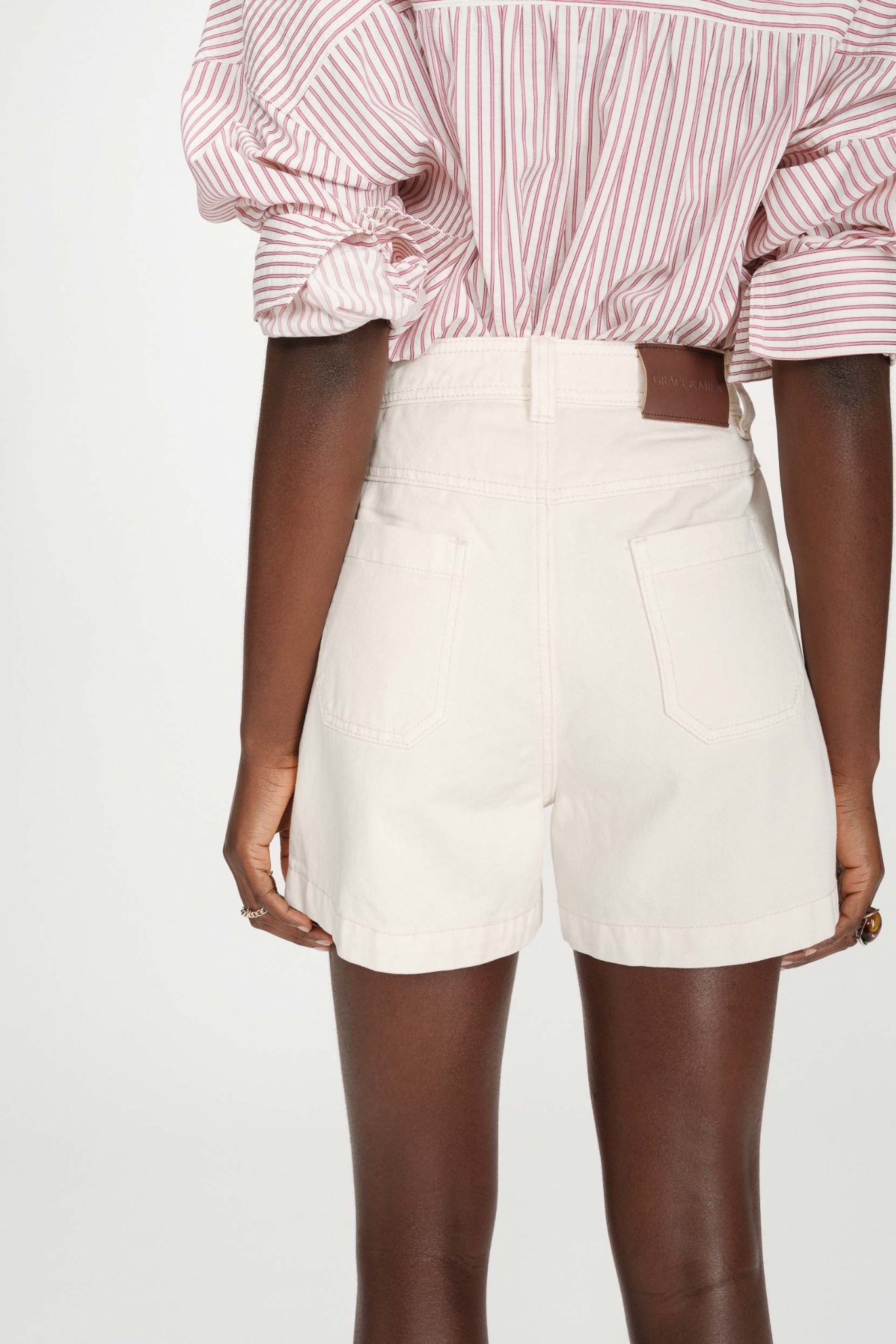VERNE SHORTS - ECRU