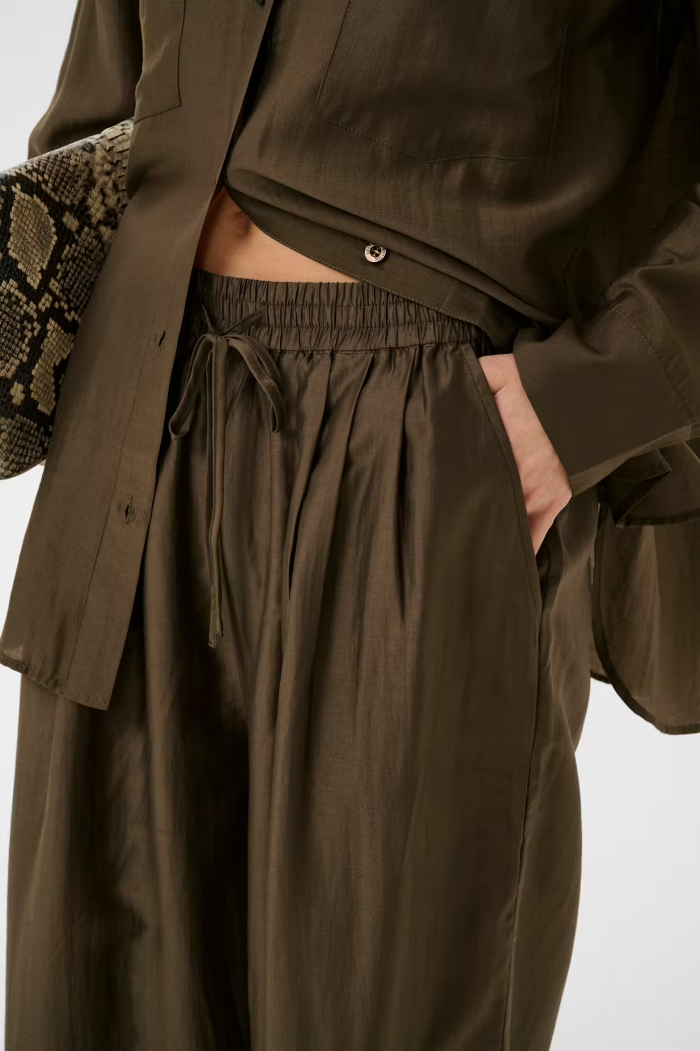 SIORA HW PANTS - BROWN