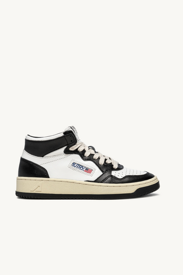 AUMW-WB01 MEDALIST MID BICOLOR SNEAKERS IN WHITE AND BLACK LEATHER