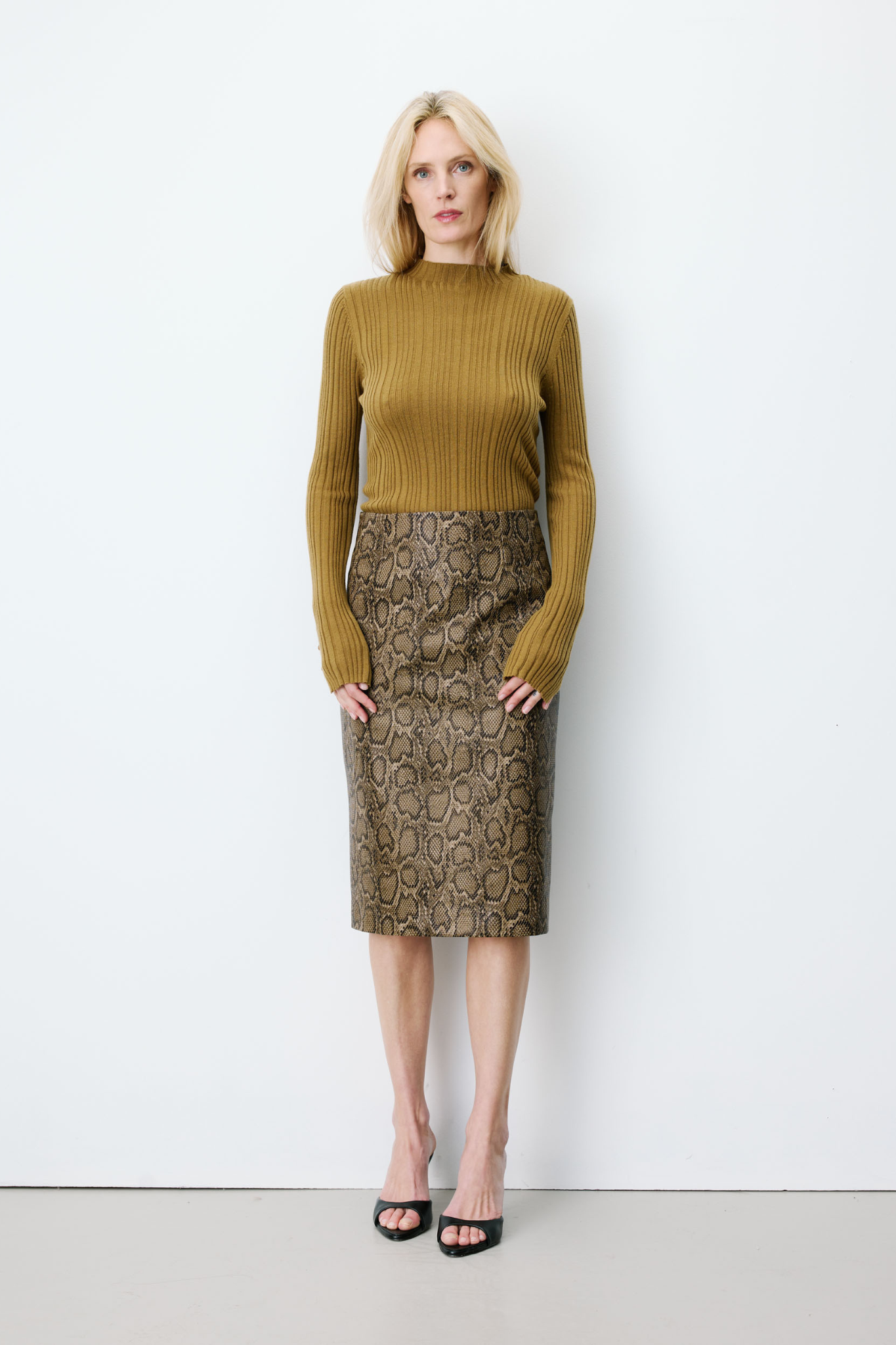 ACACIA SKIRT - PHYTON