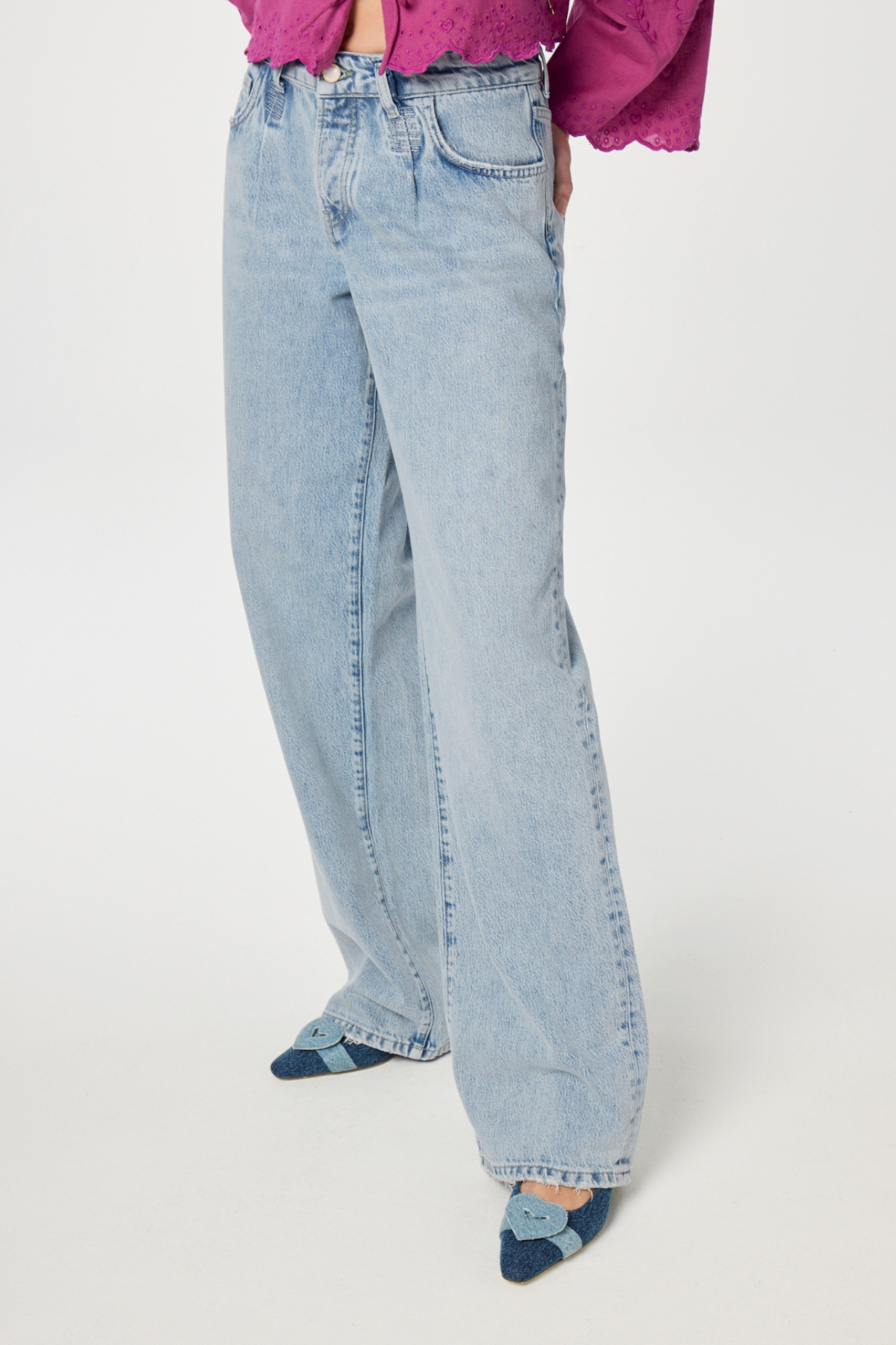 LUCY WIDE LEG JEANS - FADED LIGHT BLUE