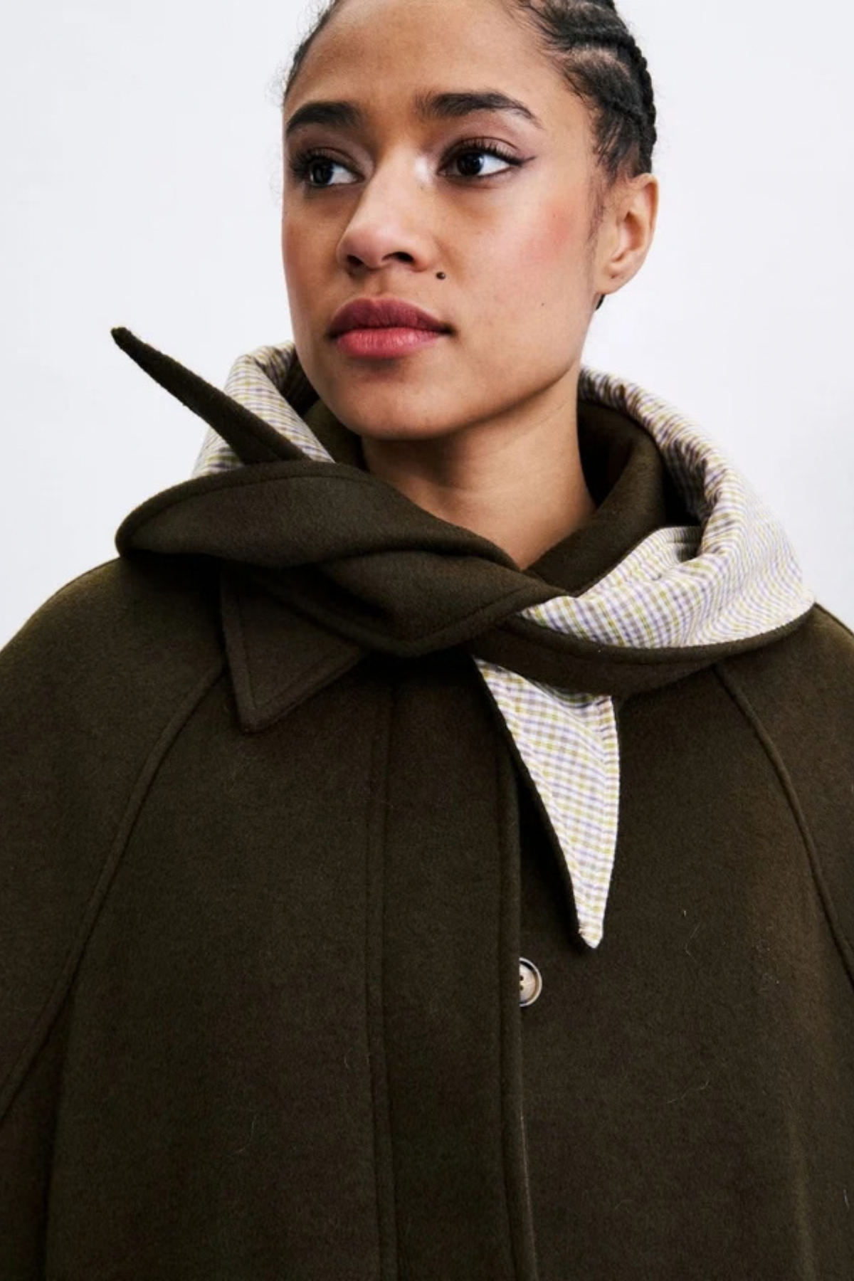 PEMBROKE COAT - KHAKI