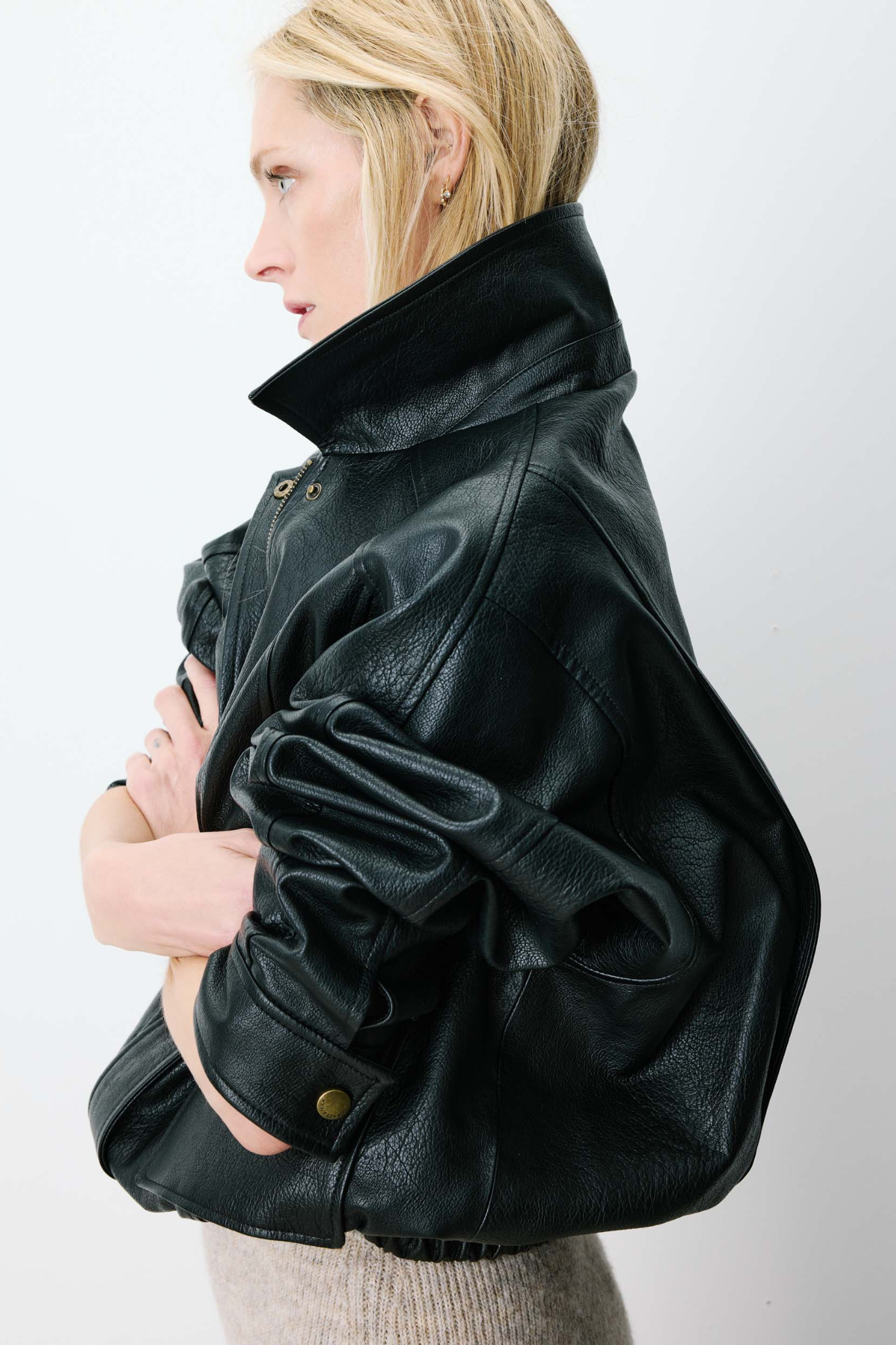 AXEL VESTE - BLACK