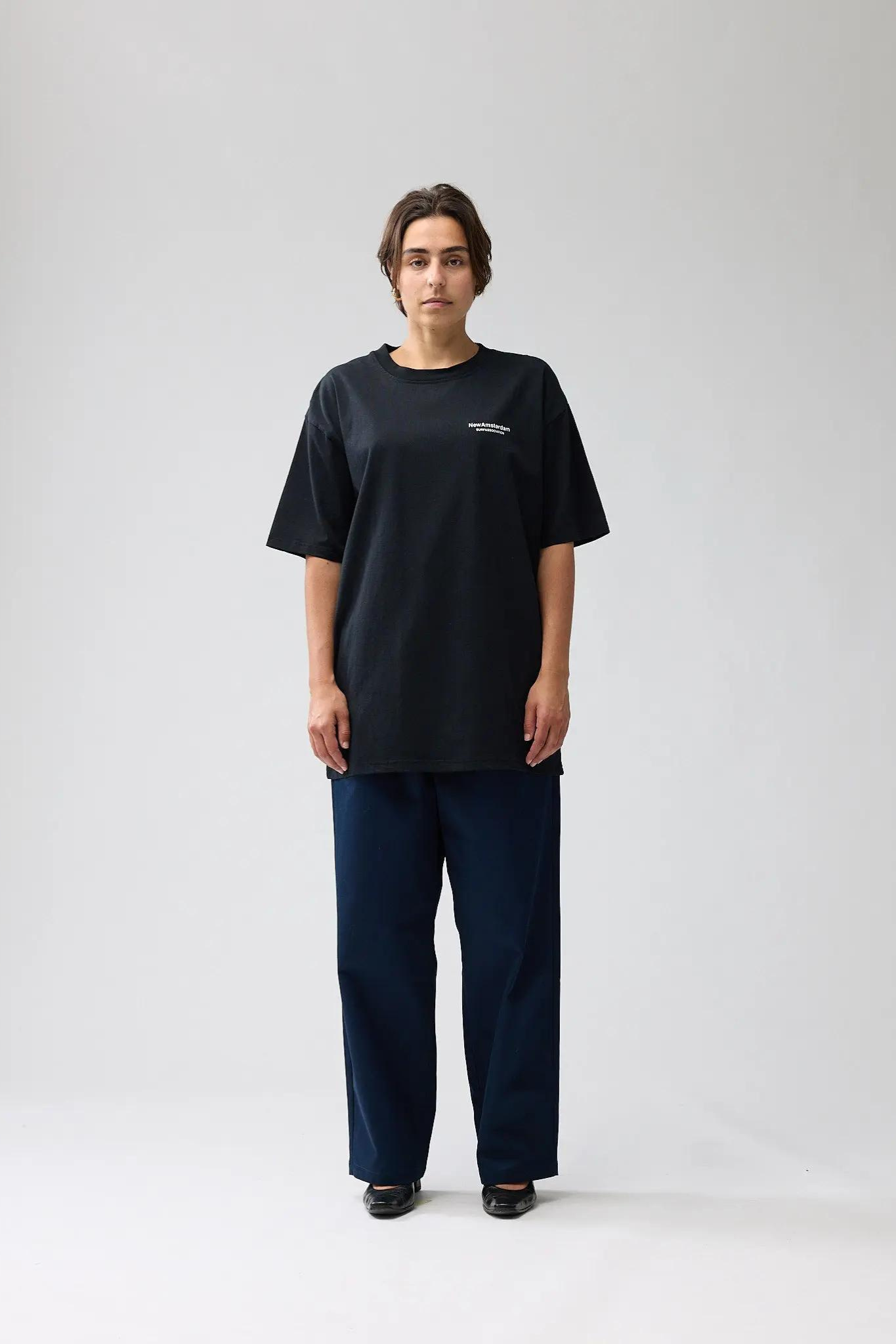 OYSTER TEE - BLACK