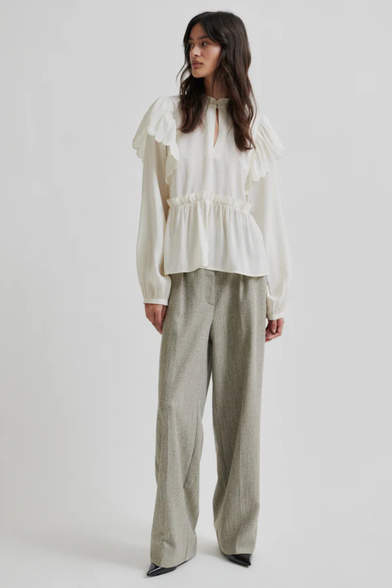 JUN PANTS - TRENCH COAT