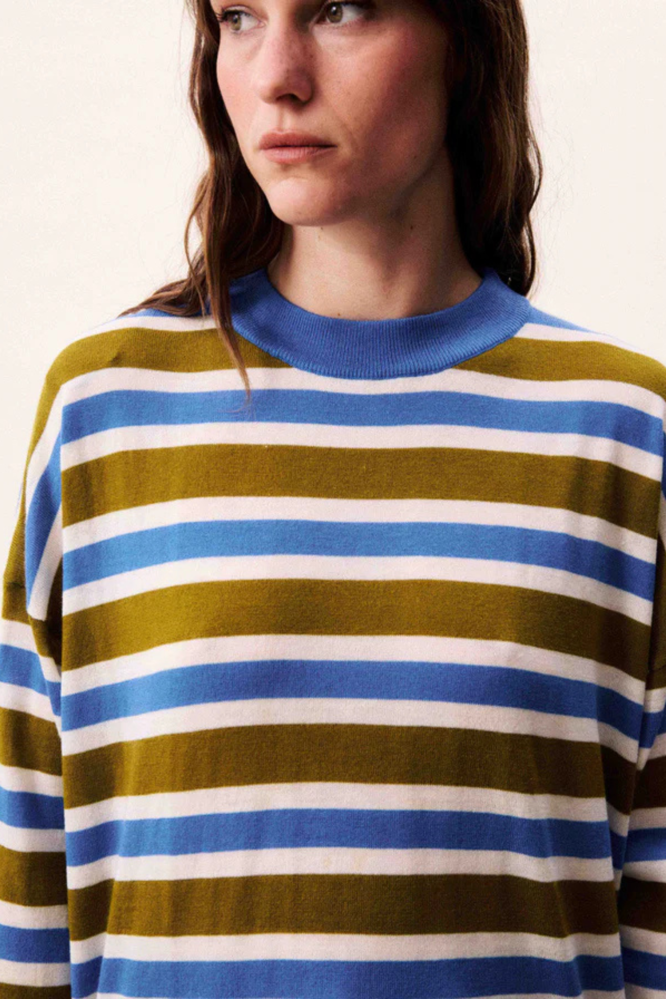 SAPPHIRE SWEATER - OLIVE