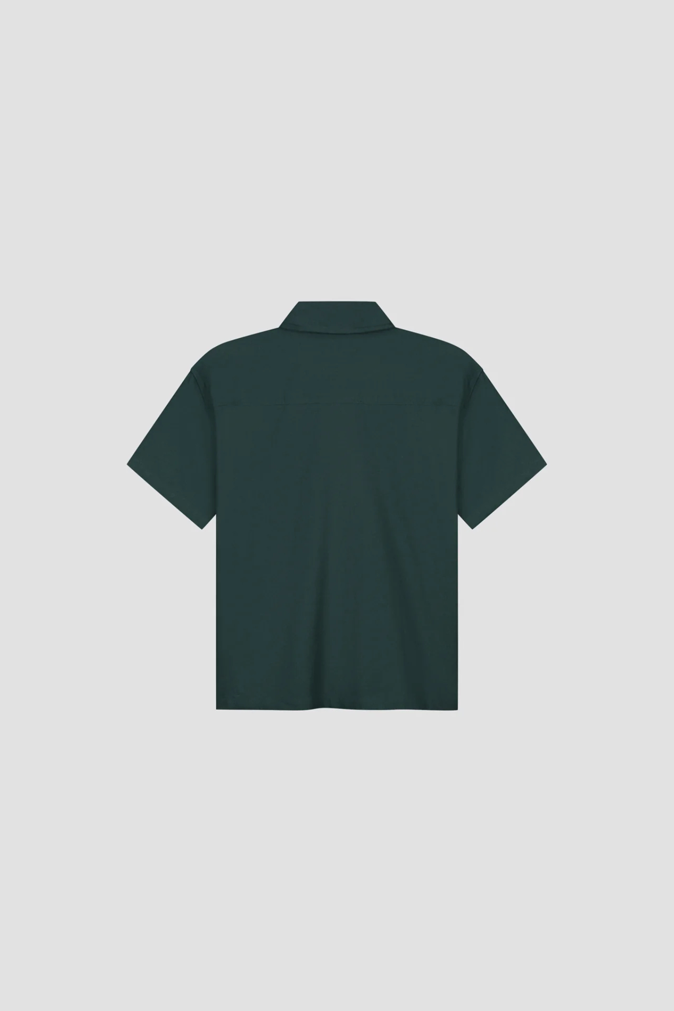 Olaf linen camp shirt in green. Back flatlay view