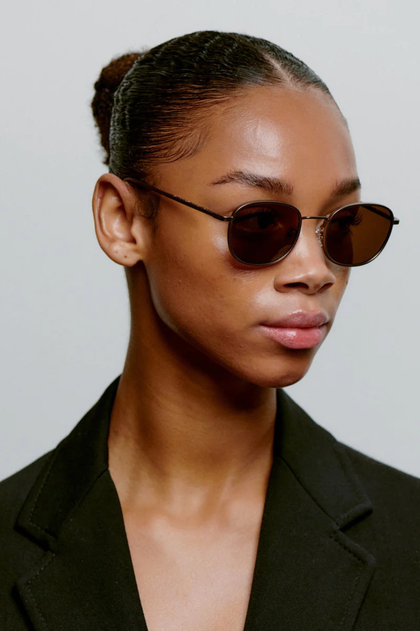 HELLO SUNGLASSES - MATTE BROWN