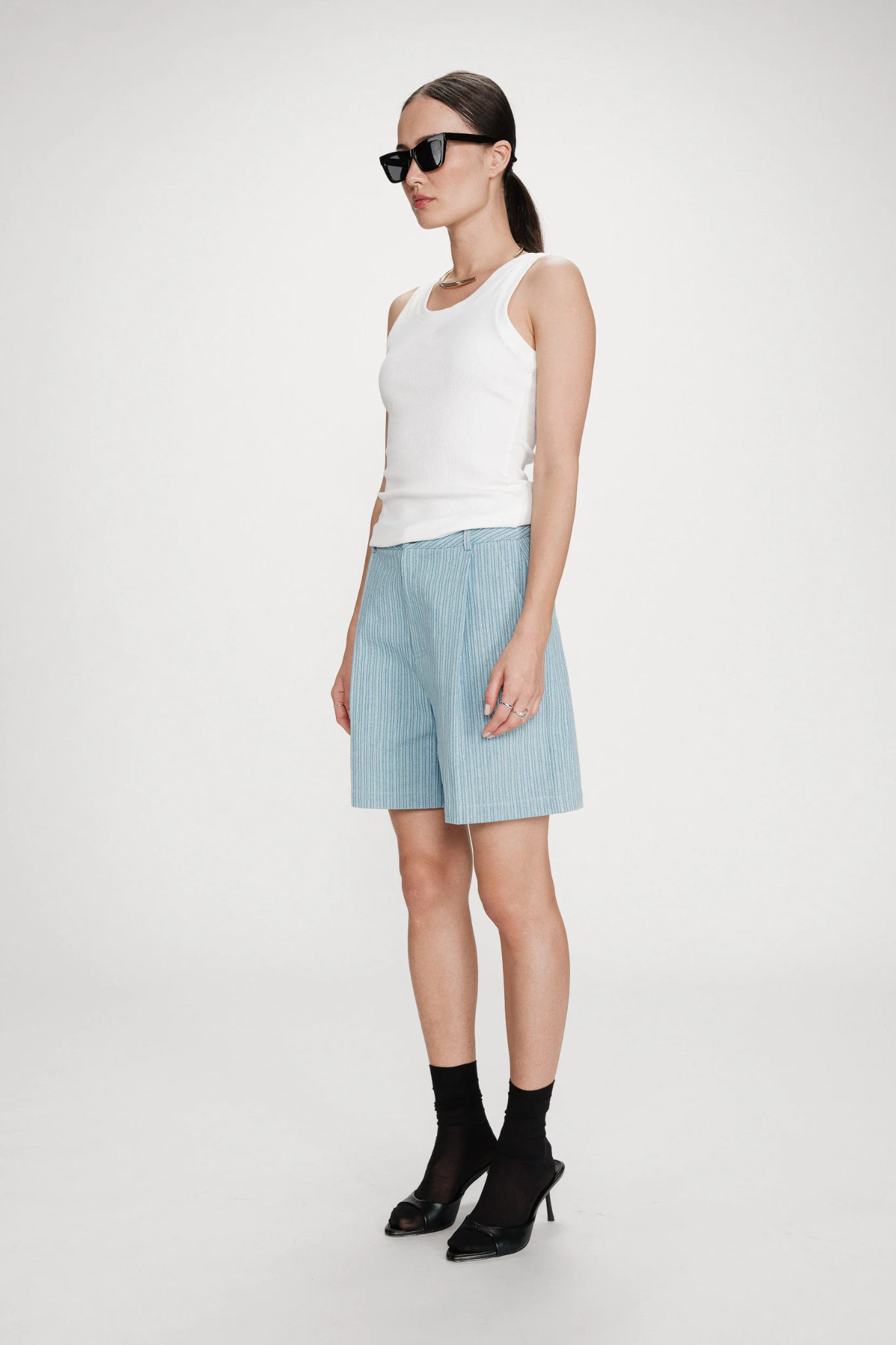 VARS SHORT - STRIPED BLUE