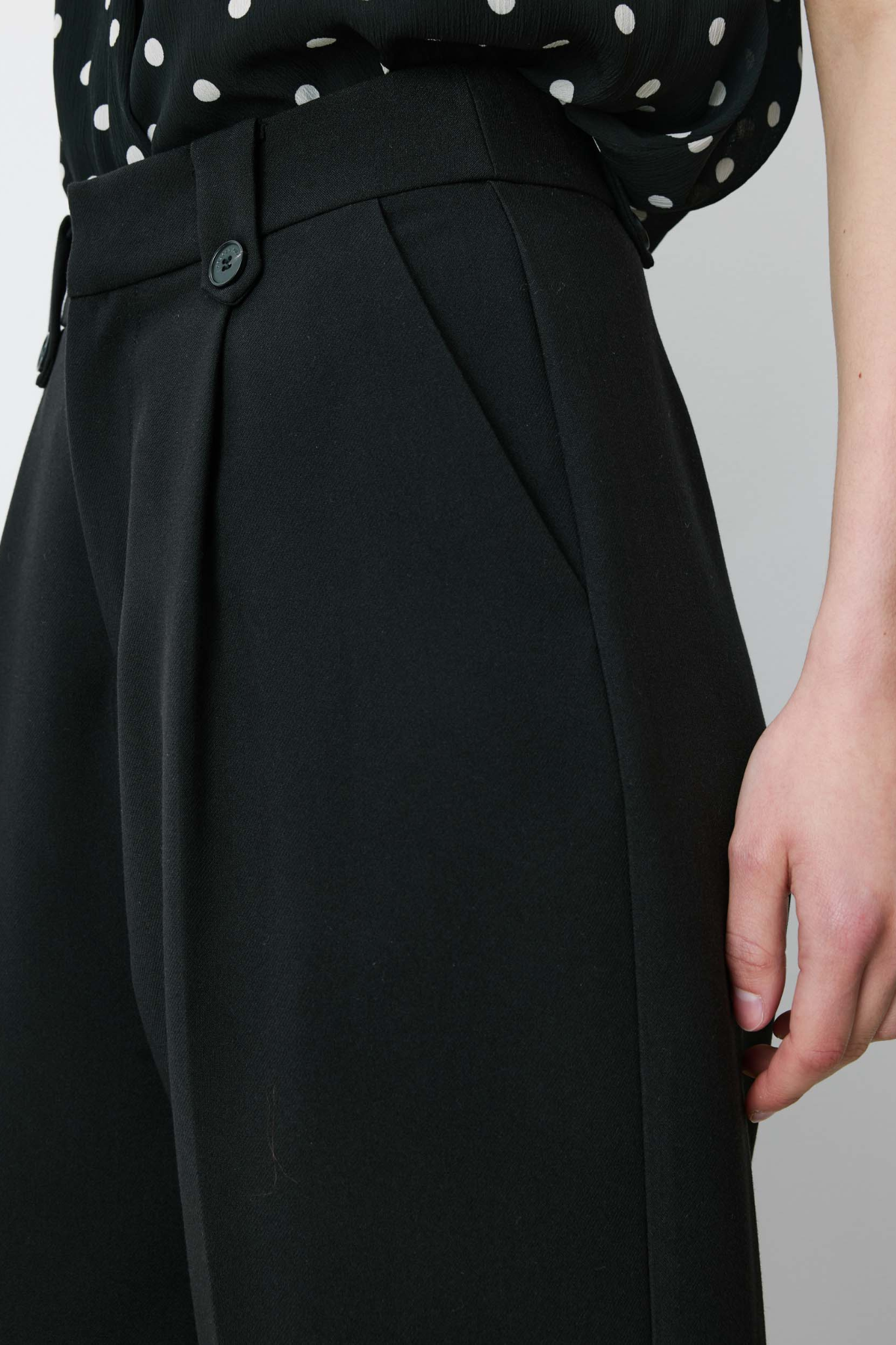 NILAY PANTS - BLACK