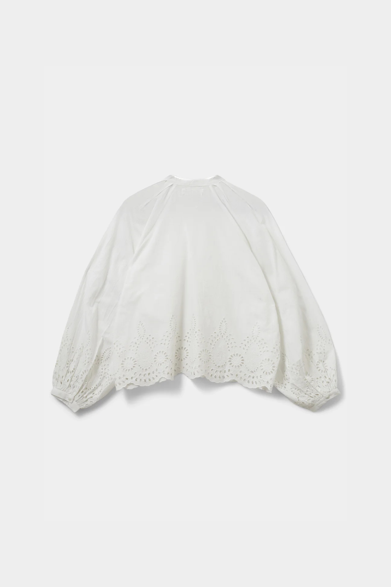 Sofie Schnoor tela shirt in white. Back flatlay view