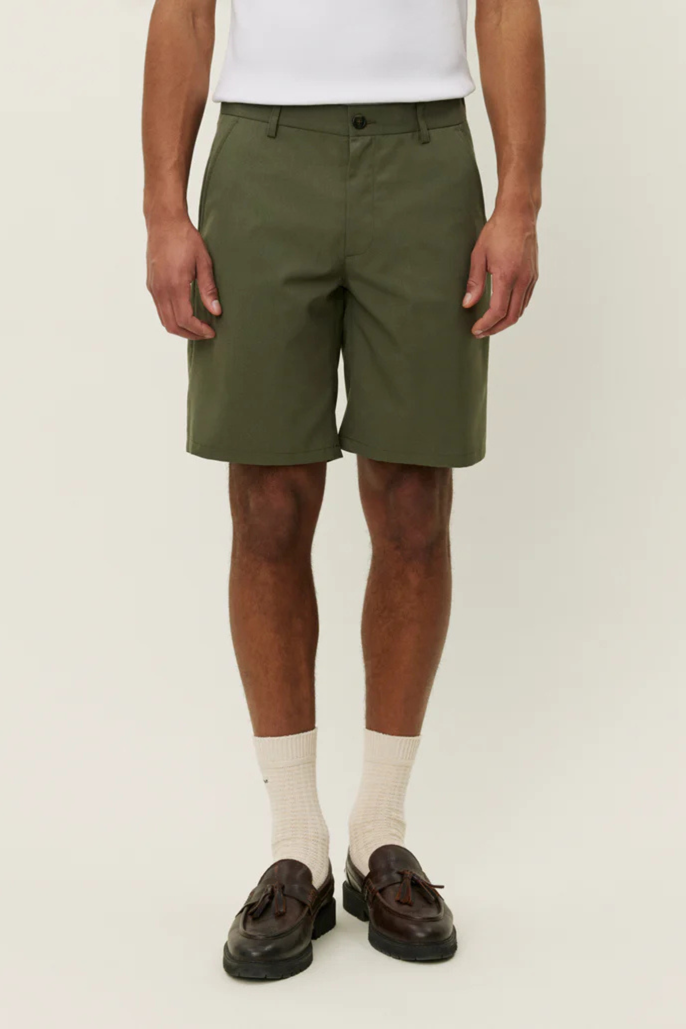 COMO REG SOLID SHORTS - OLIVE NIGHT