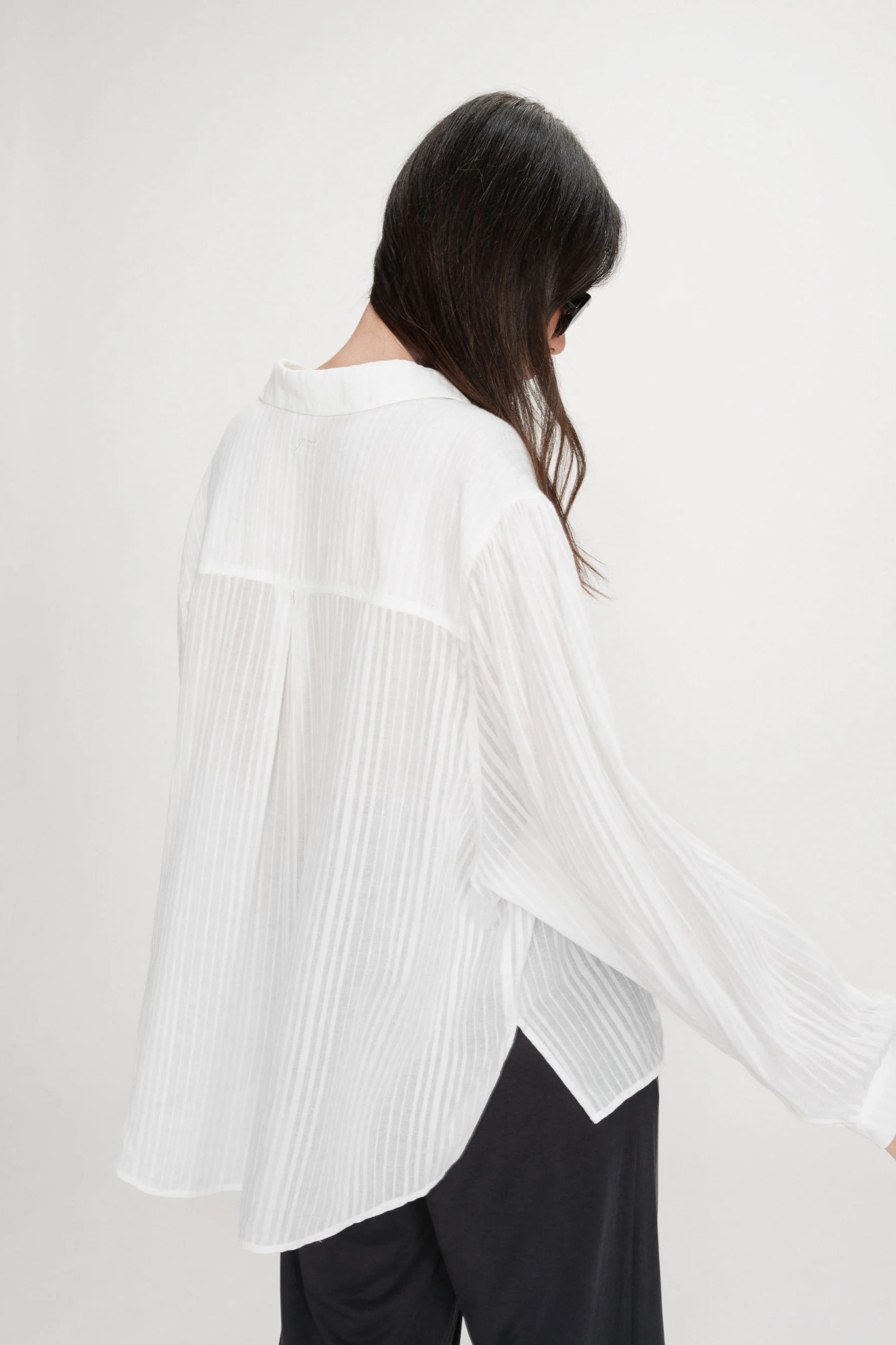 VIBES SHIRT - IVORY