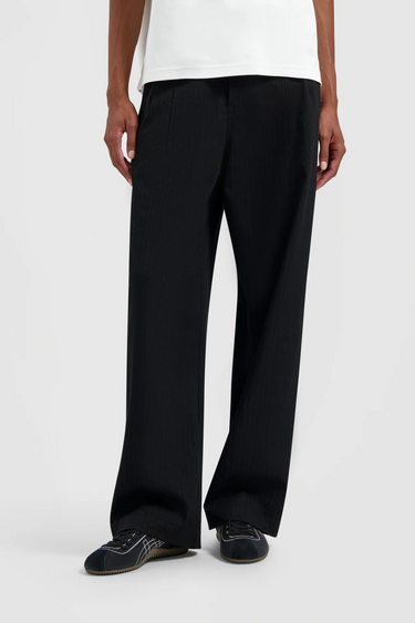 PINSTRIPE BARREL LEG PANT - BLACK/WHITE