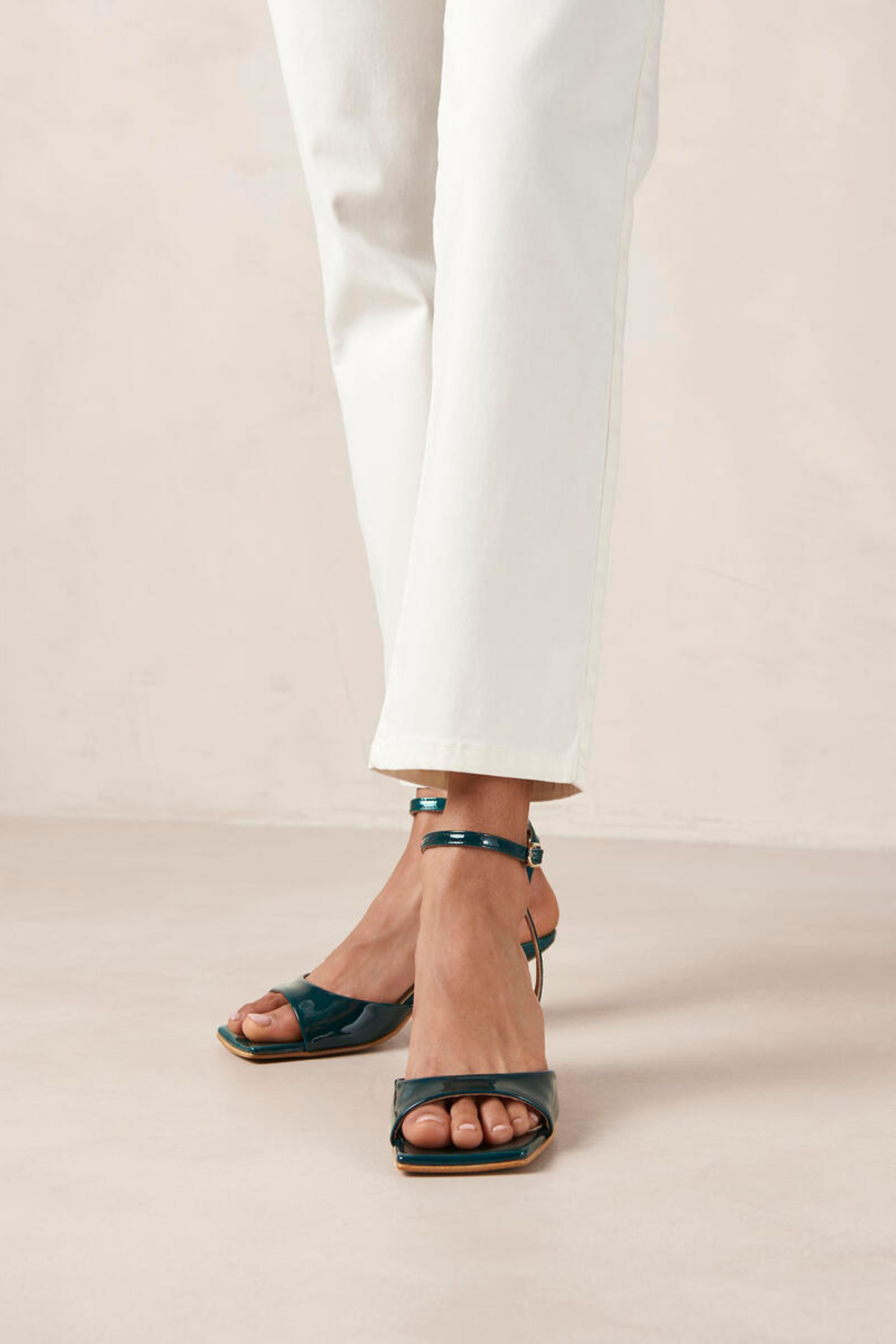 SKYE ONIX LEATHER SANDALS - JADE GREEN