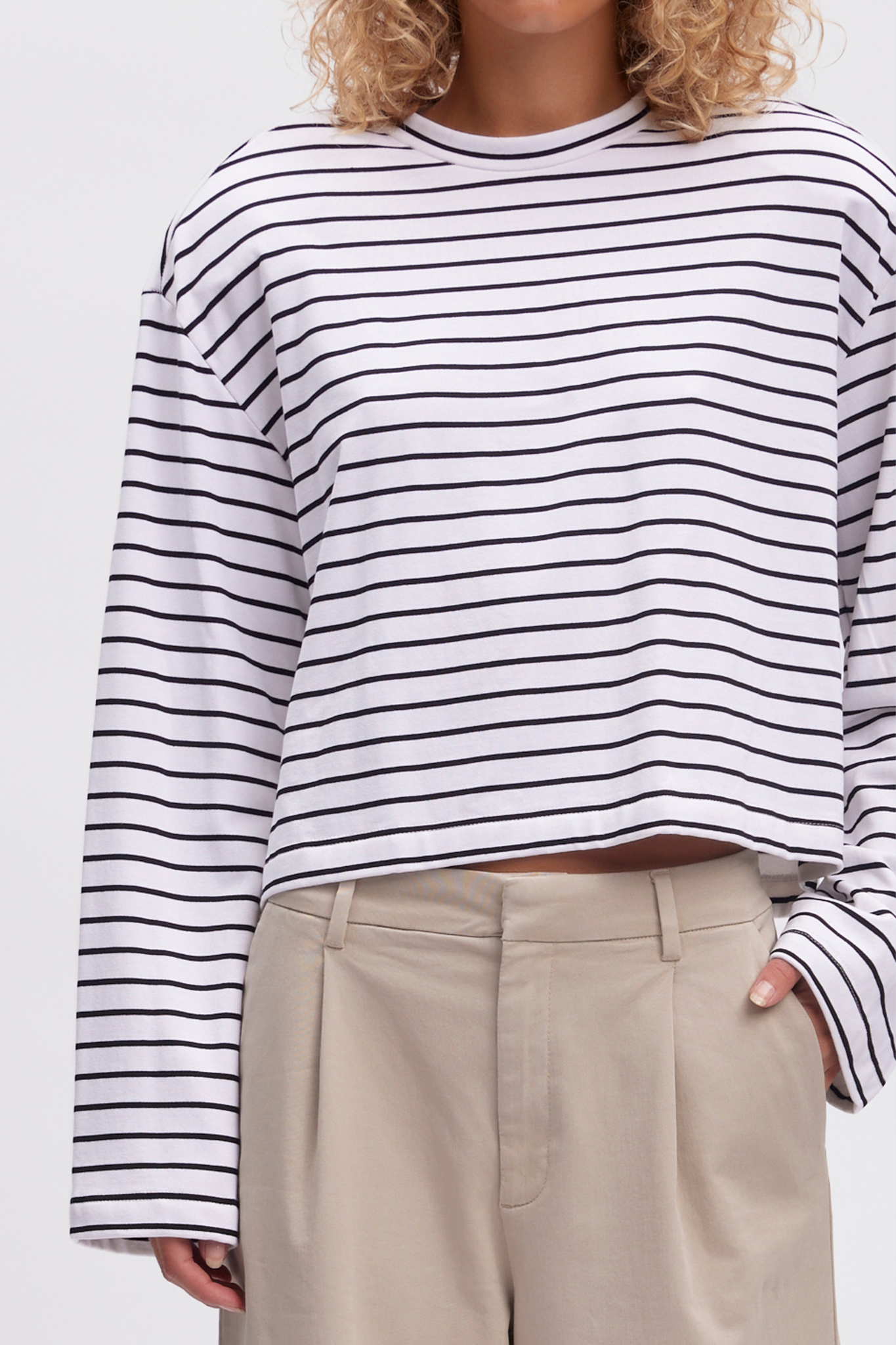 SIBA STRIPE TOP - WHITE BLACK STRIPE