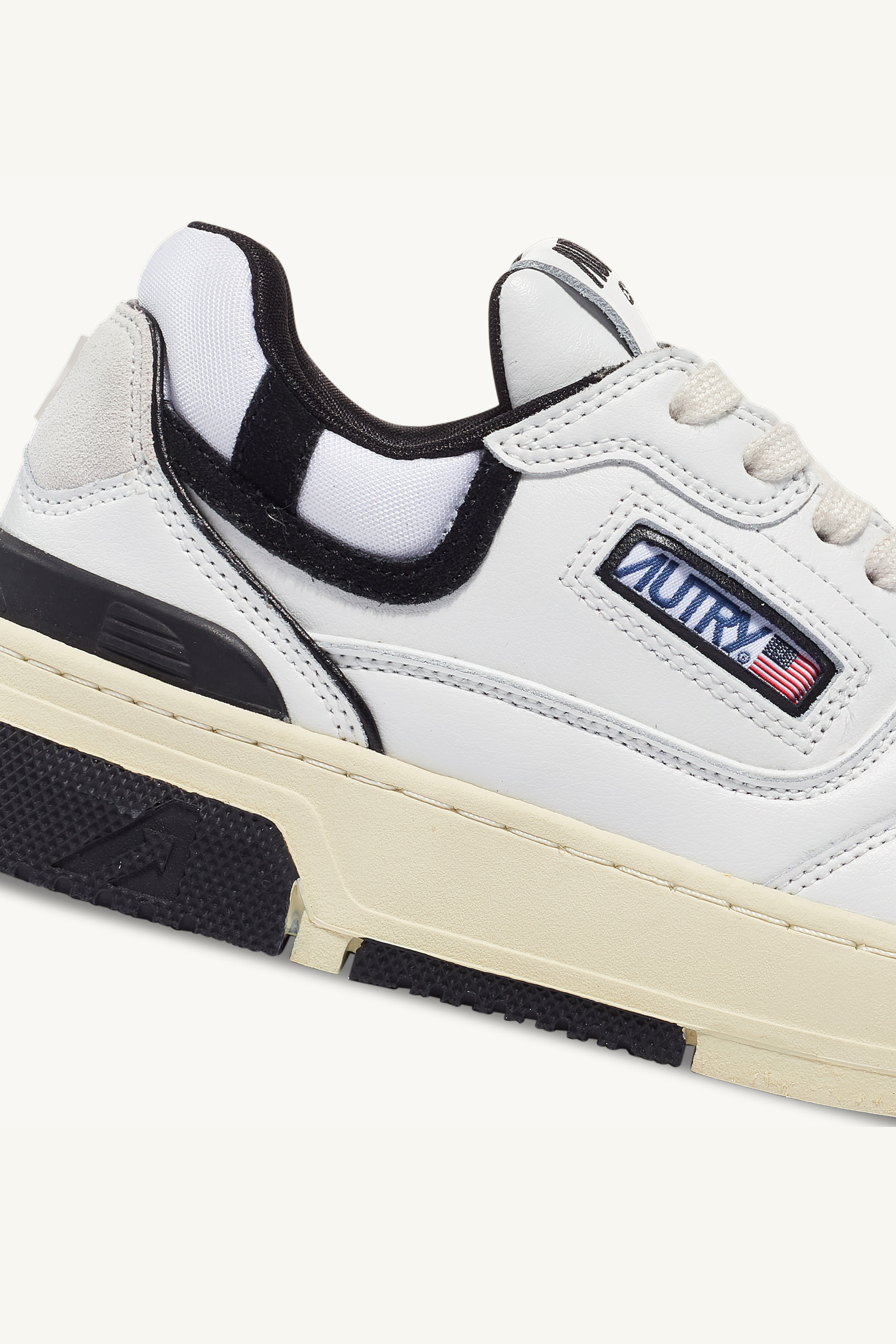 スニーカー AUTRY Men Sneakers ROLM MM04 Black ROLW-MM04 - CLC SNEAKERS IN WHITE LEATHER AND BLACK