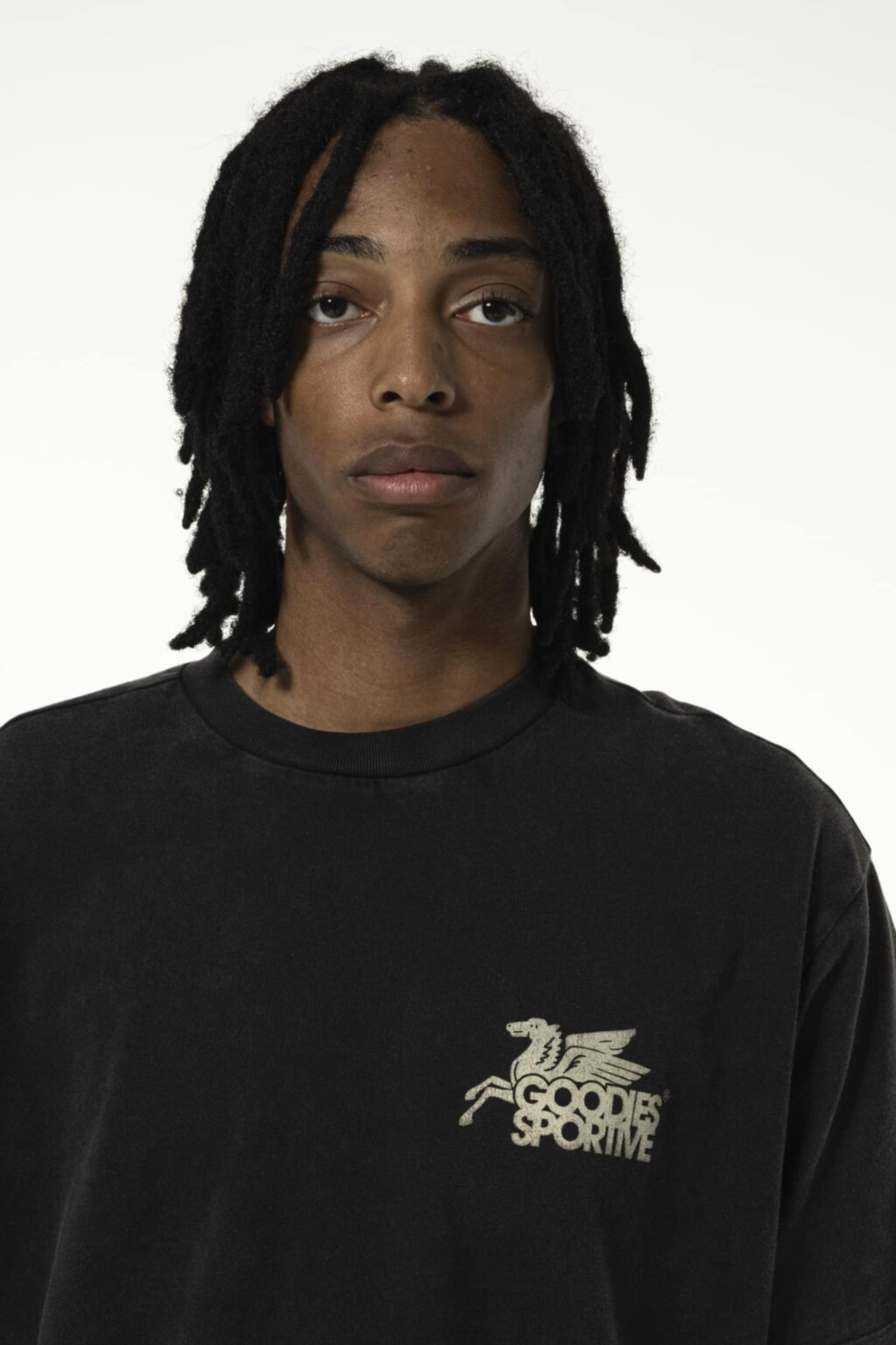 DUSTY PREMIUM PEGASUS T-SHIRT - BLACK